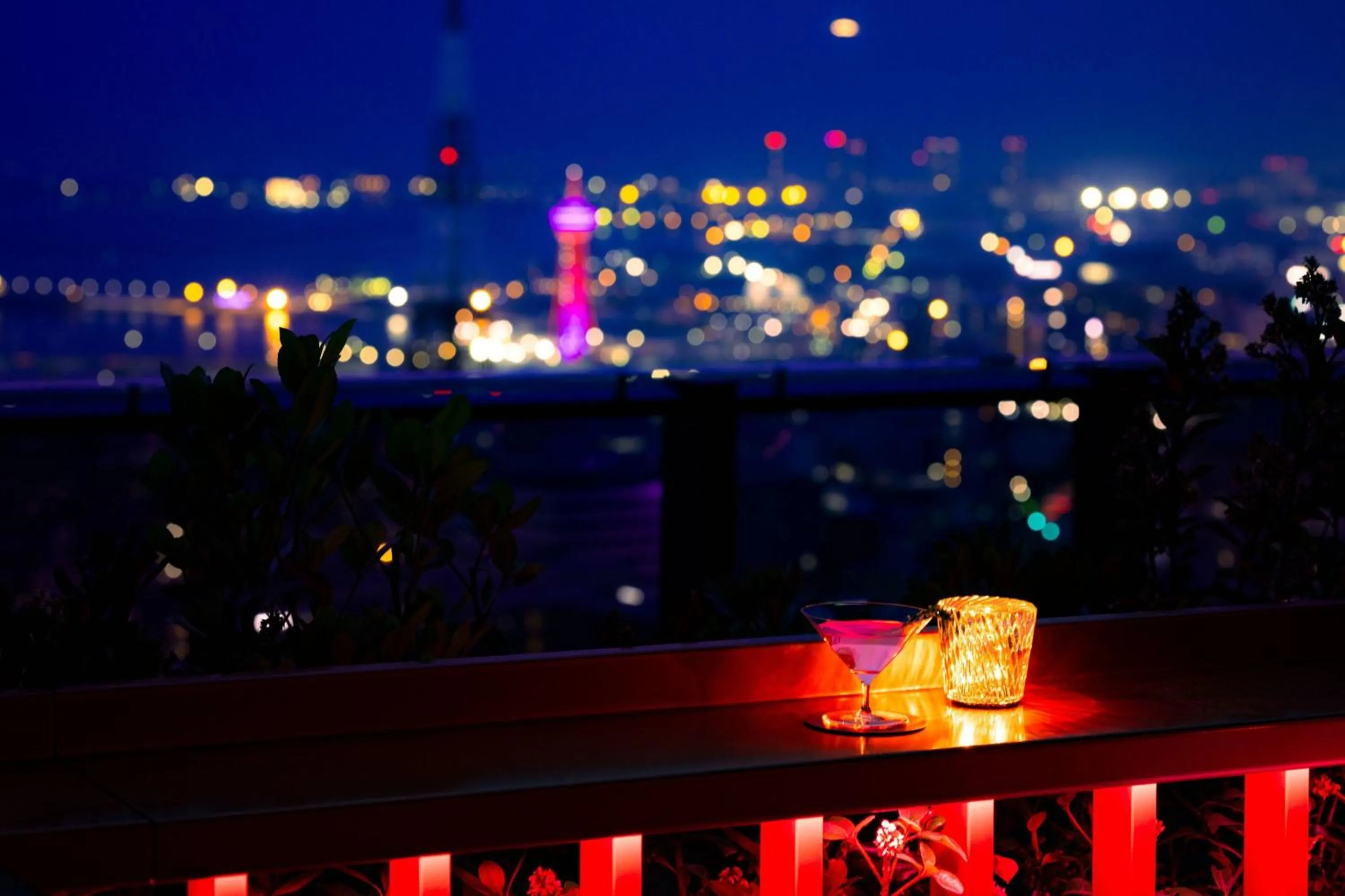 Lounge or bar in The Ritz-Carlton Fukuoka