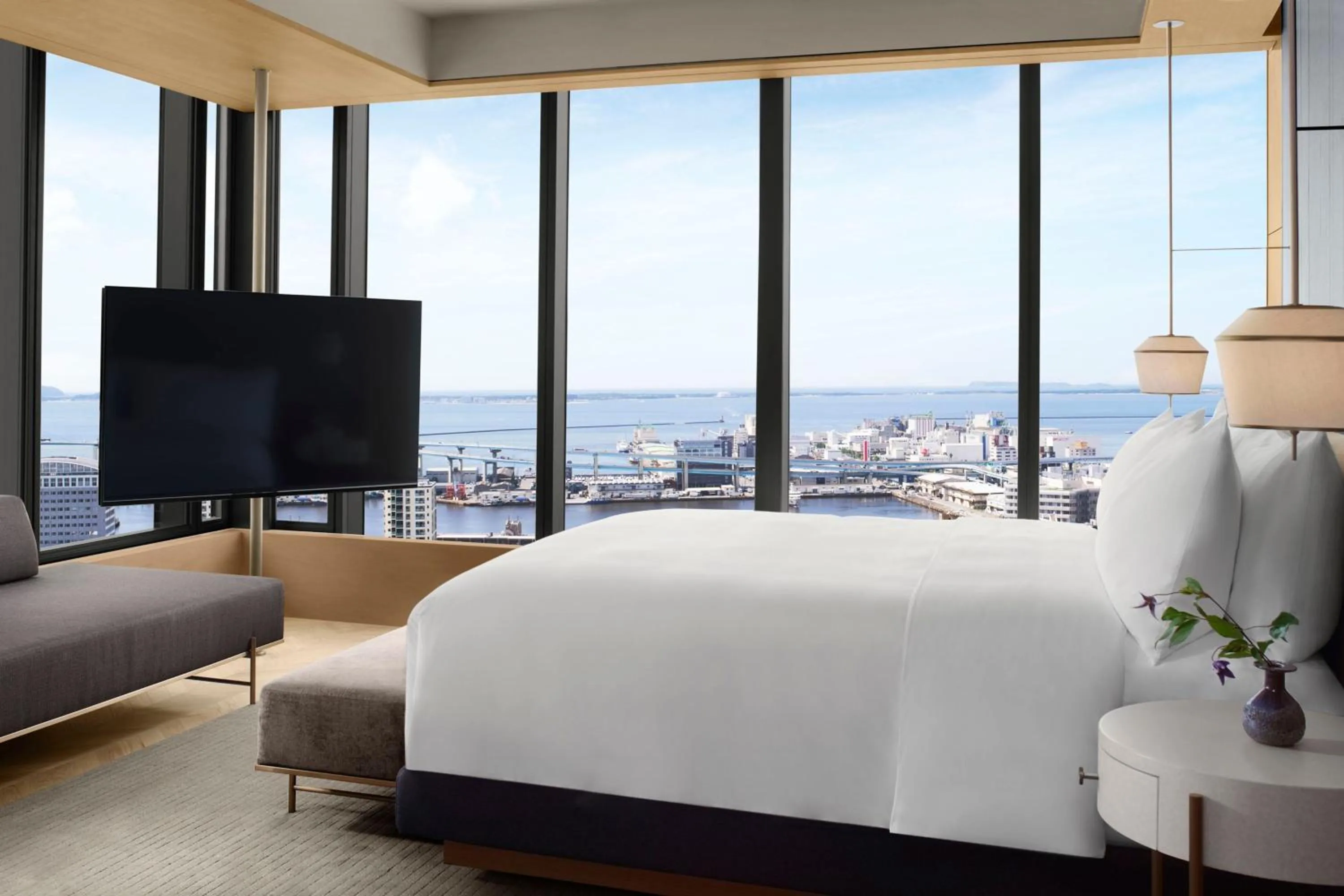 Bedroom, Bed in The Ritz-Carlton Fukuoka