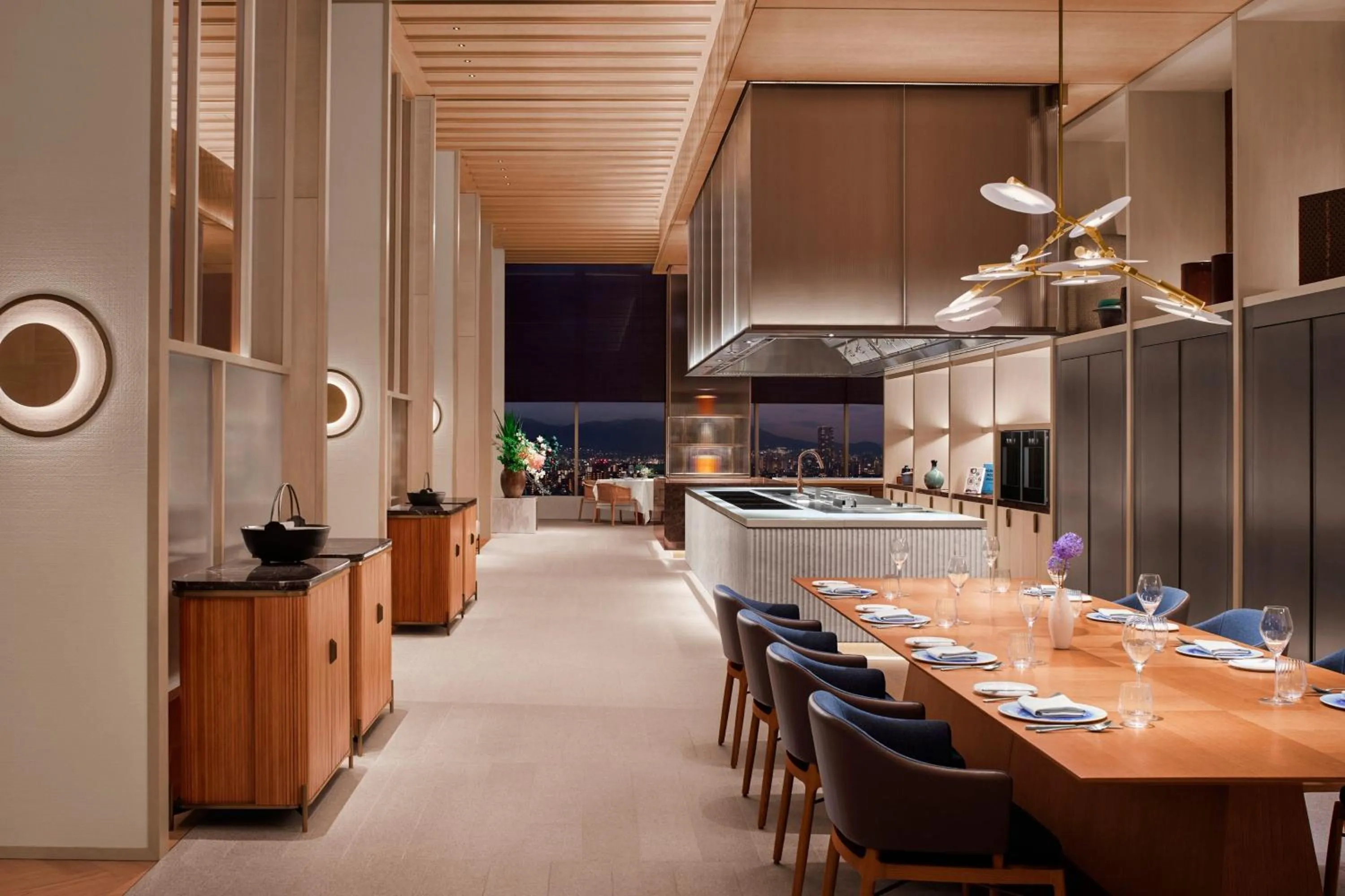 Restaurant/places to eat in The Ritz-Carlton Fukuoka