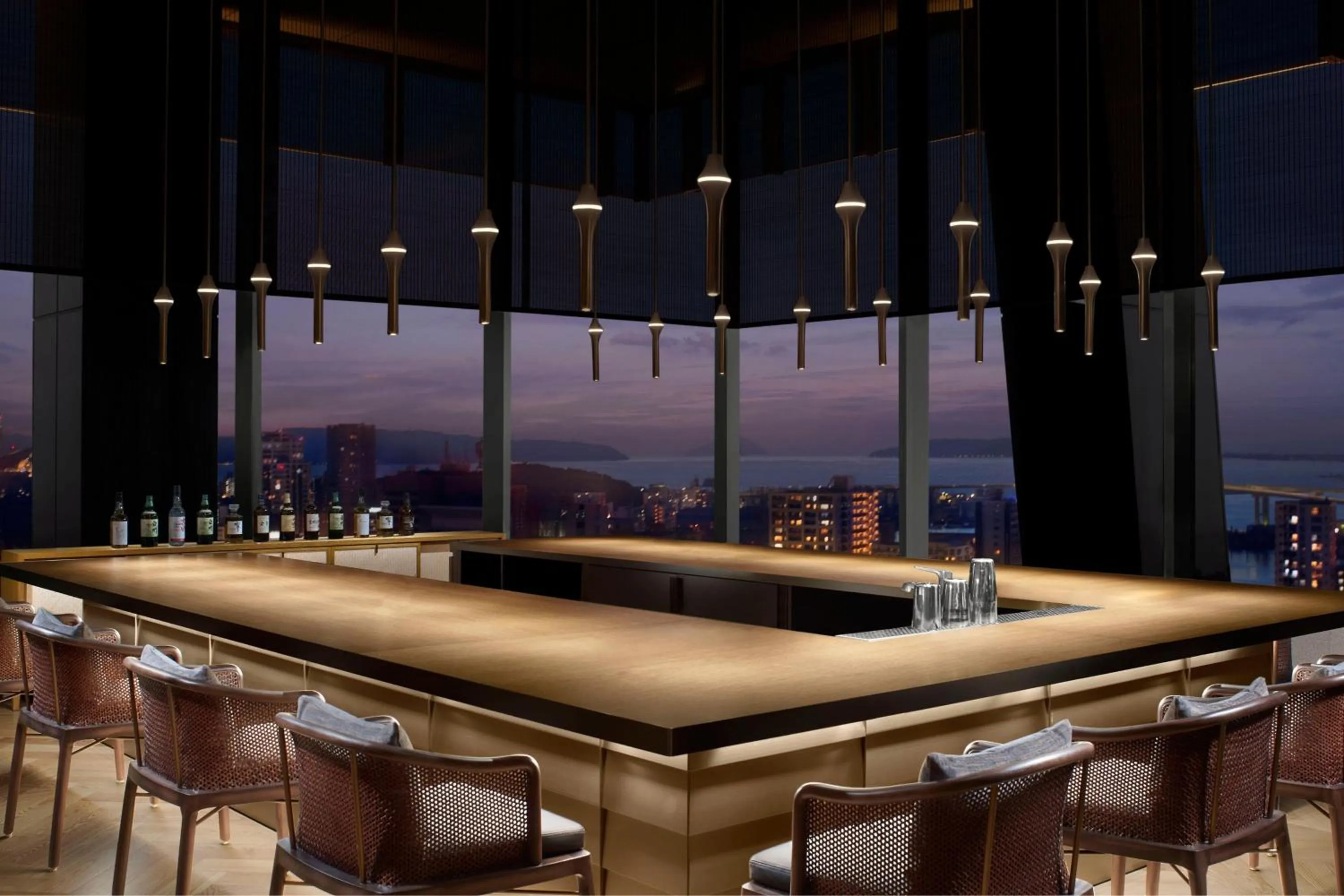 Lounge or bar in The Ritz-Carlton Fukuoka