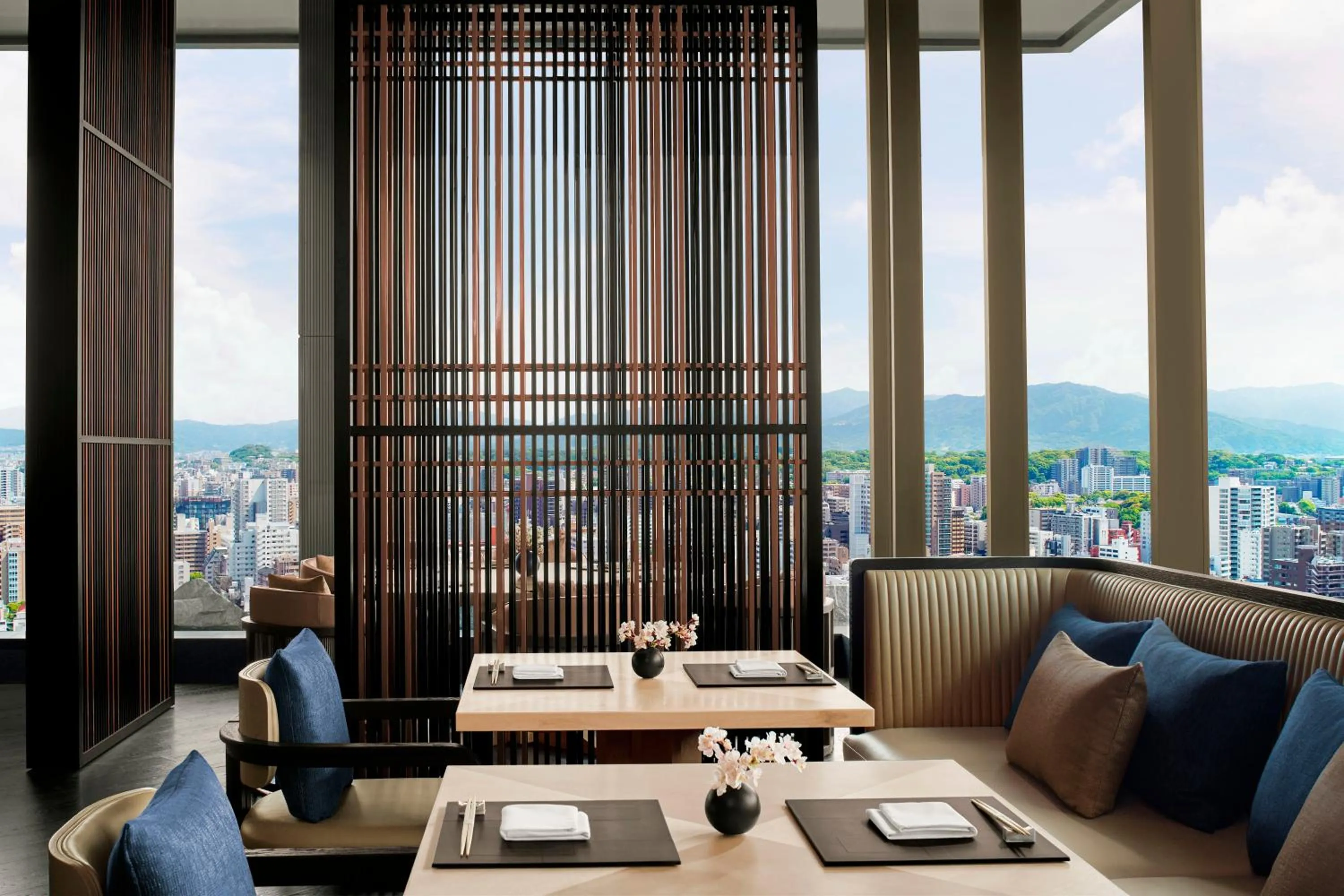 Restaurant/places to eat in The Ritz-Carlton Fukuoka