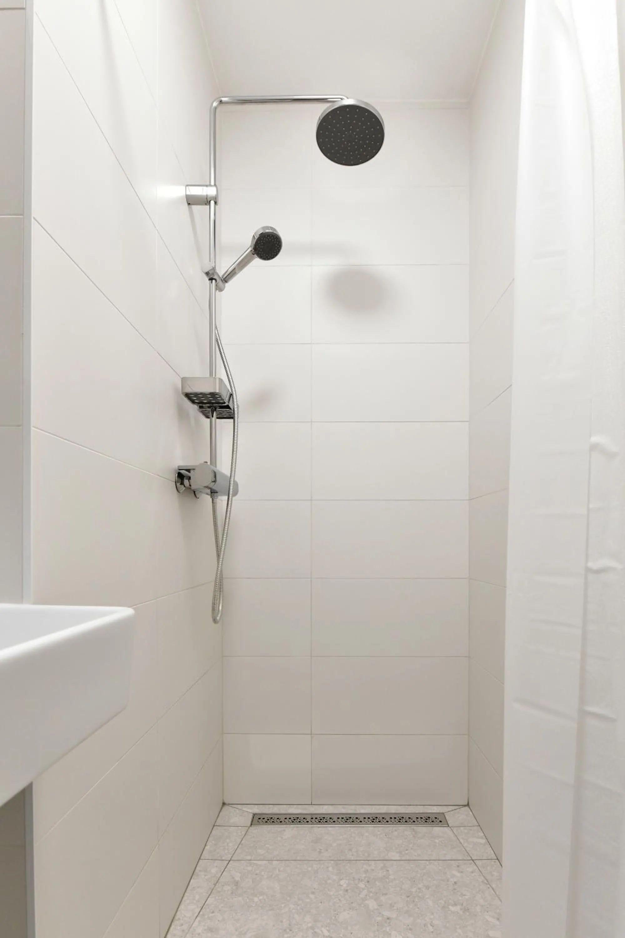 Shower in Plitvice Nest