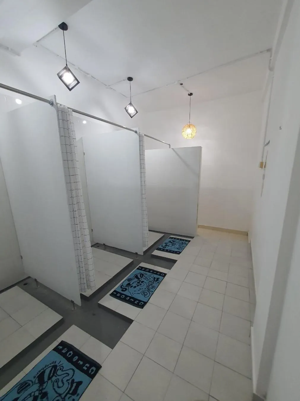 Public Bath in Glam Canggu