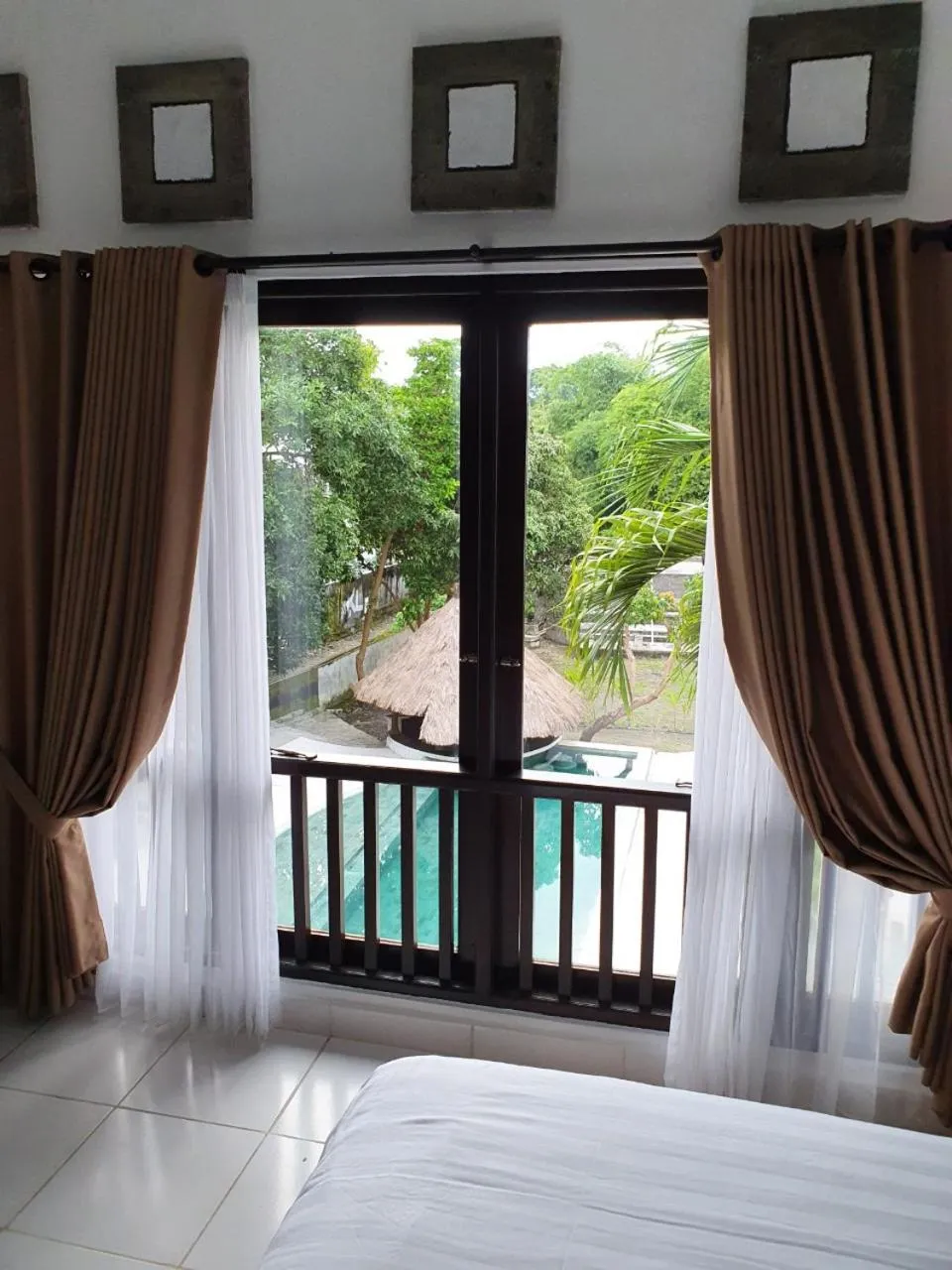 Pool view, Bed in Glam Canggu