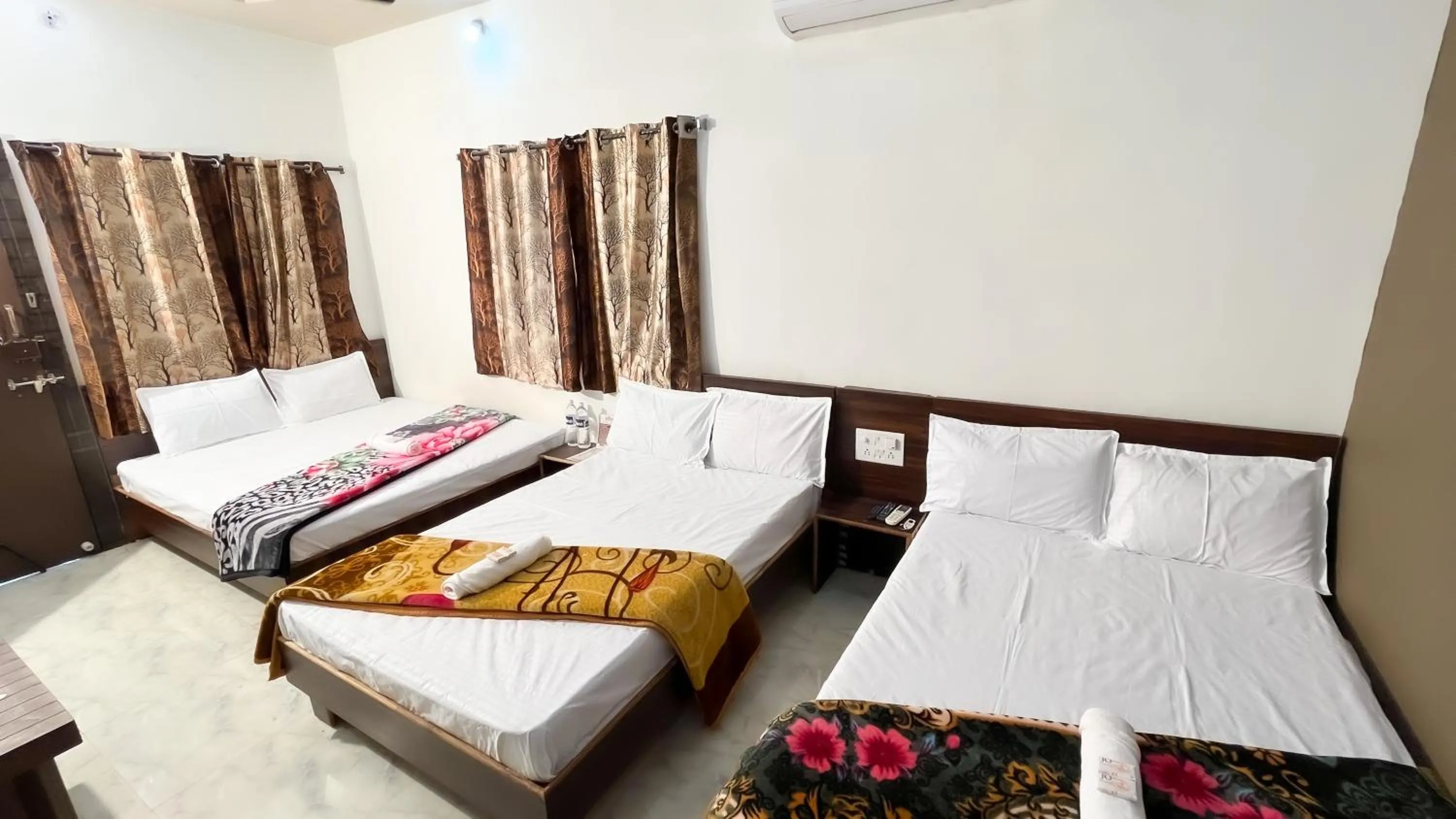 Hotel Rudraksh