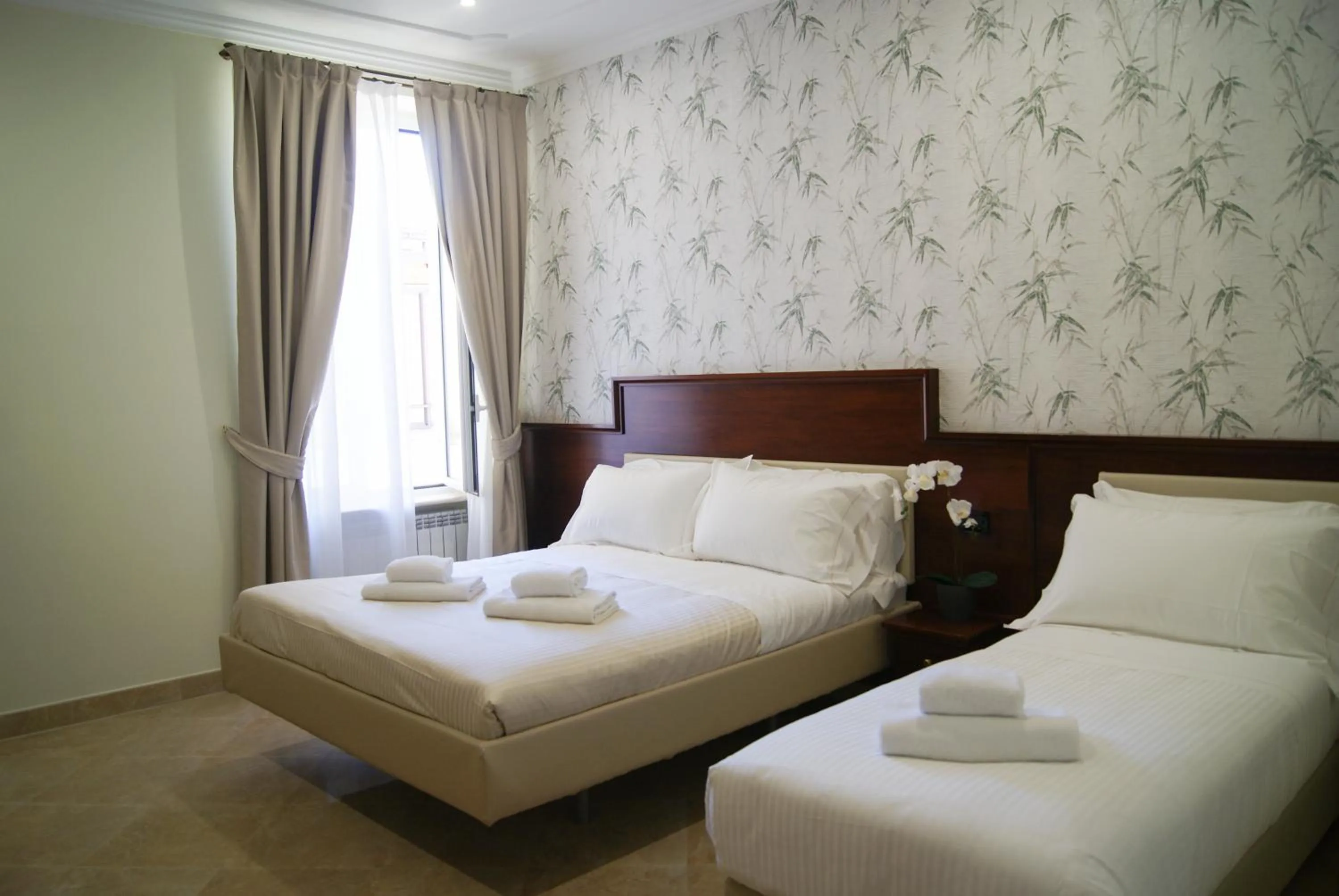 Bed in Glam Luxury Rome