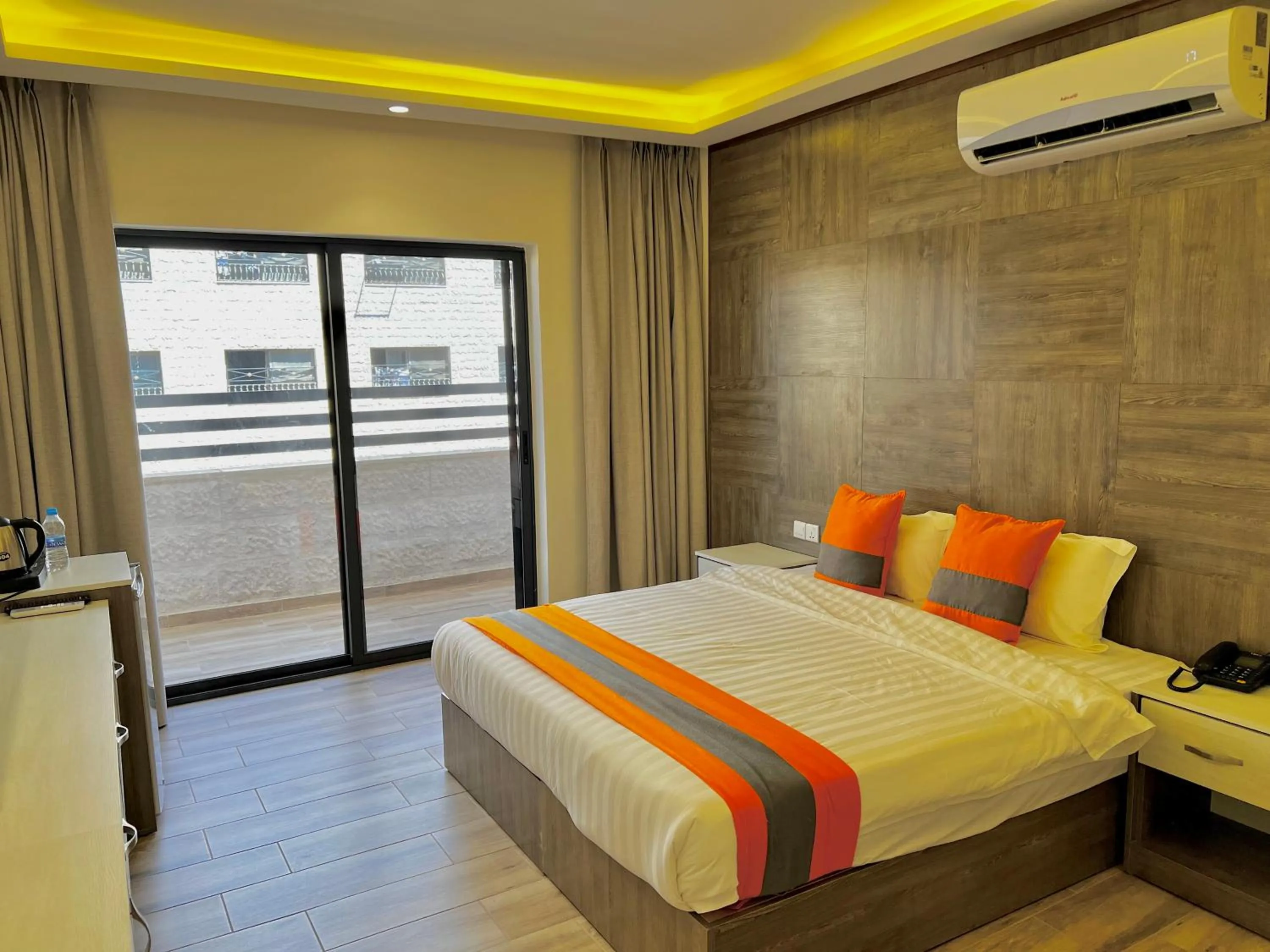 Property building, Bed in Sky Hotel