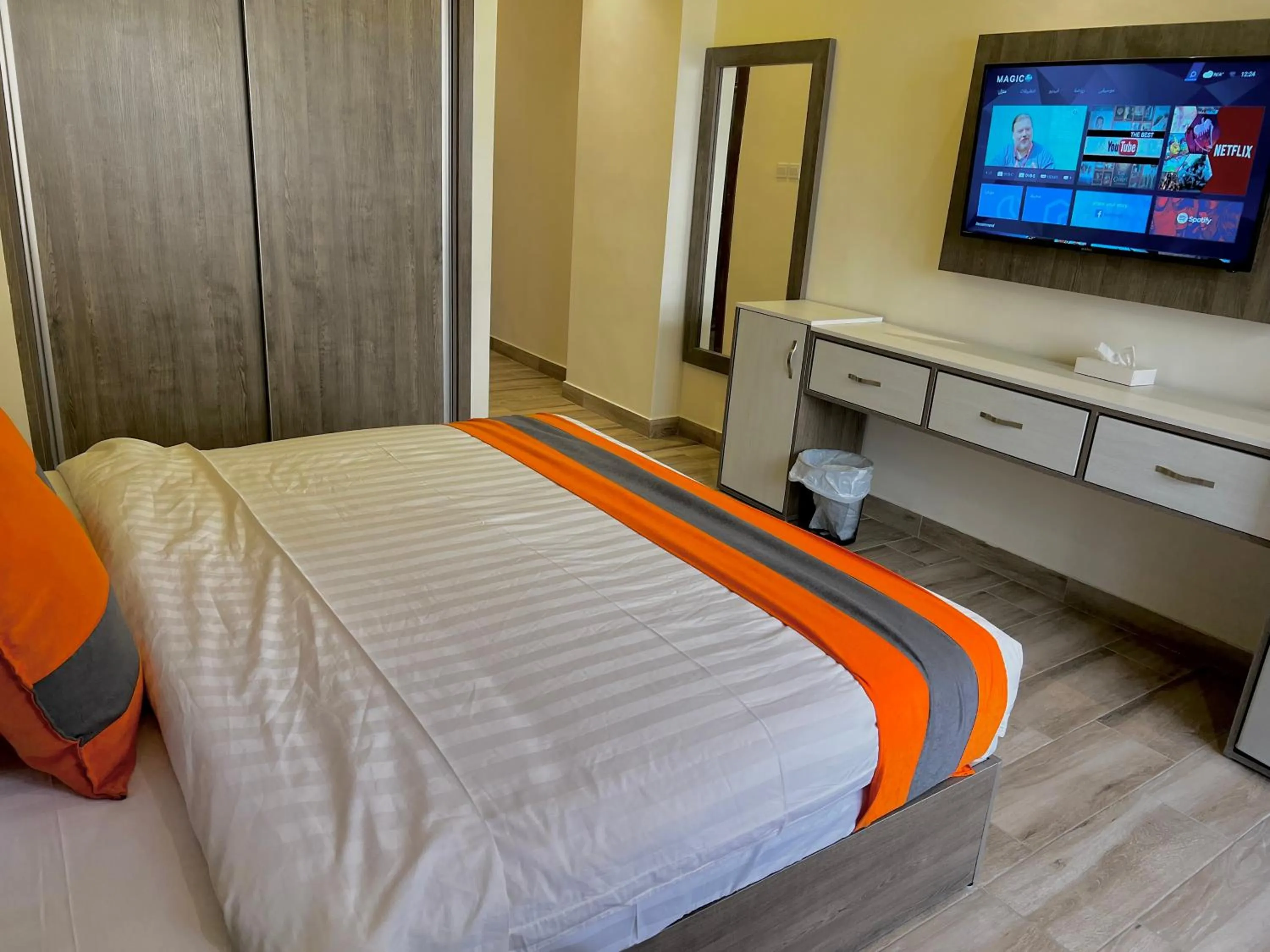 Property building, Bed in Sky Hotel