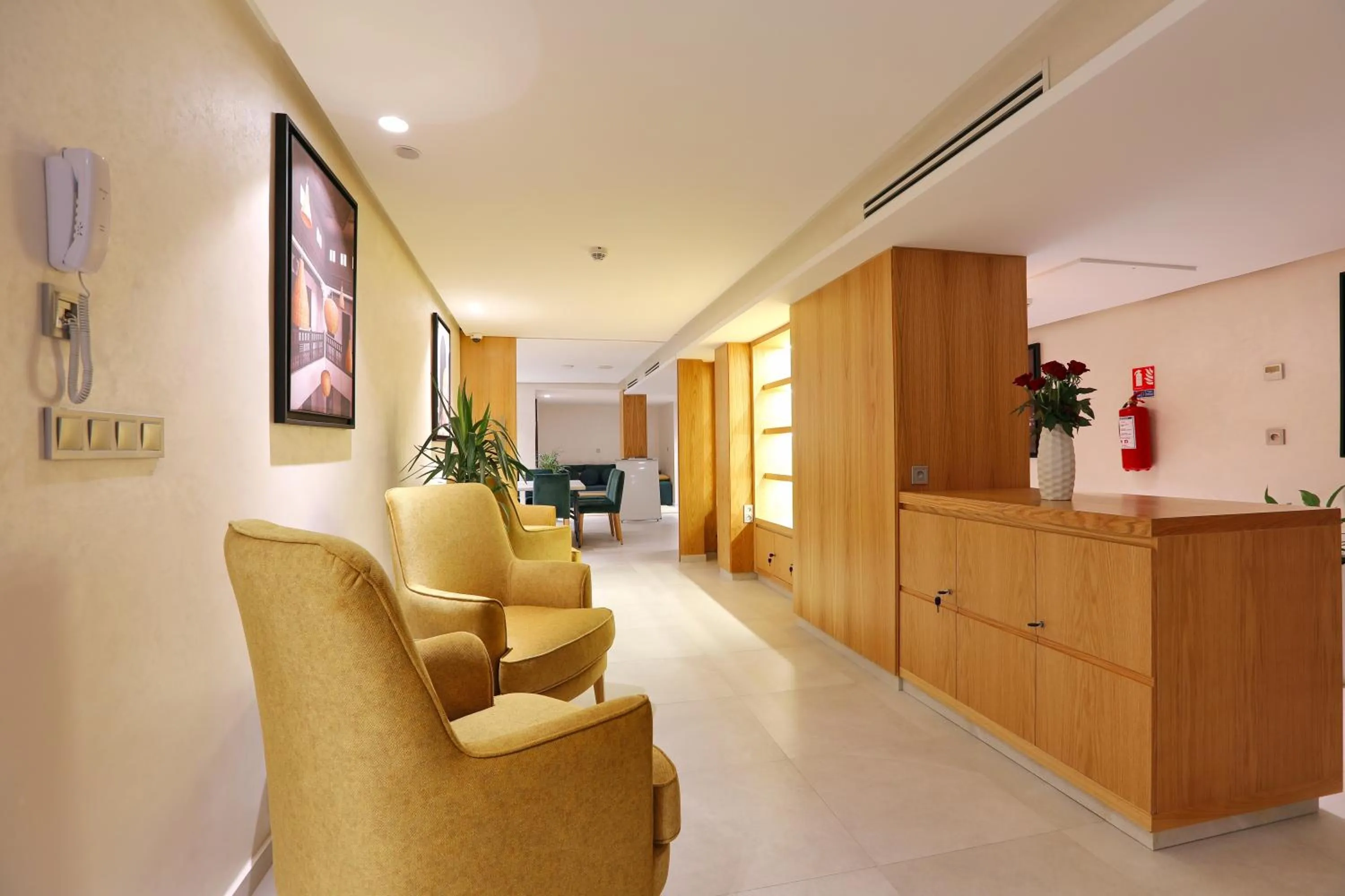 Communal lounge/ TV room in Ari Boutique Hôtel - Adult Only