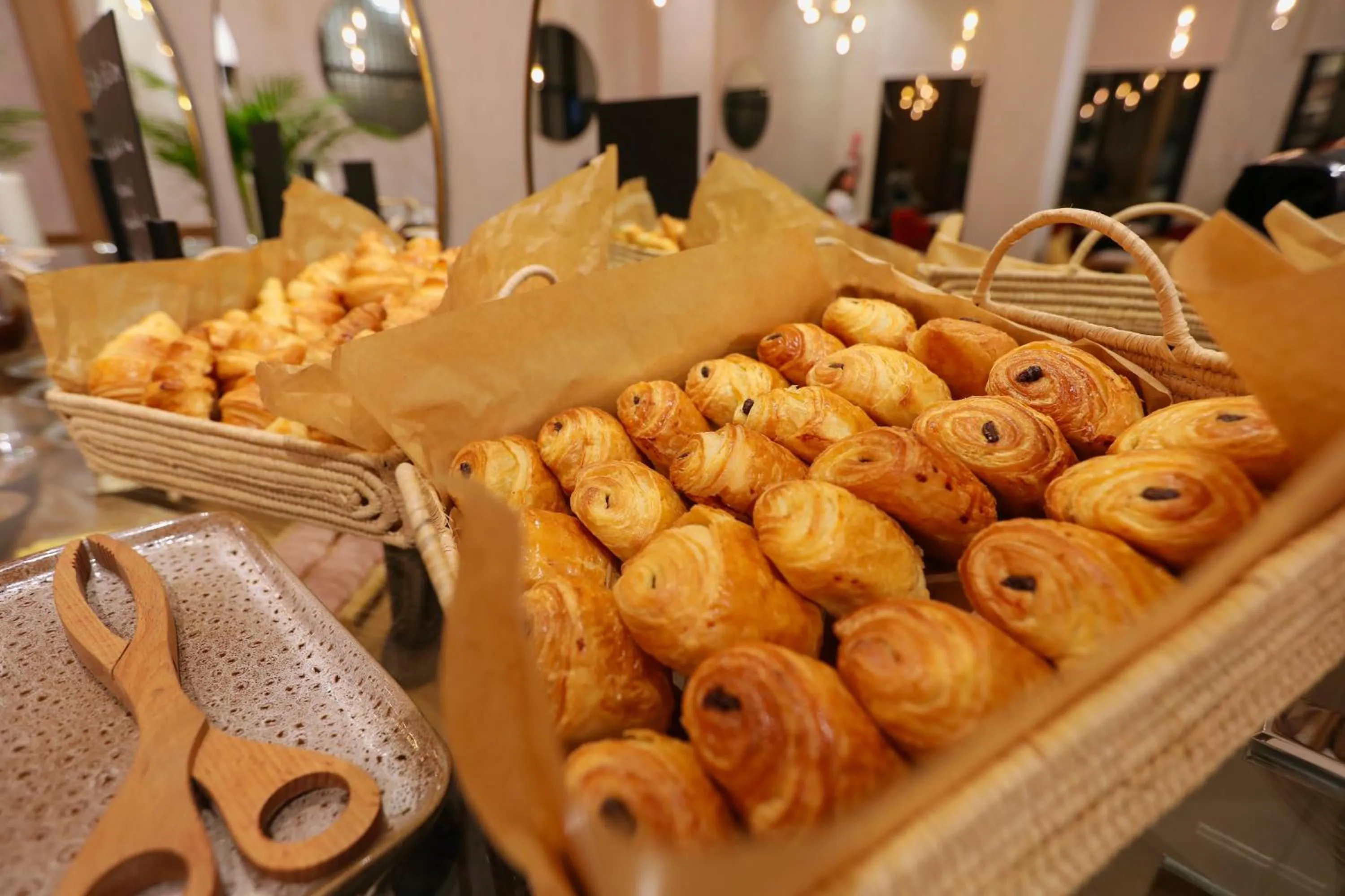 Breakfast in Ari Boutique Hôtel - Adult Only