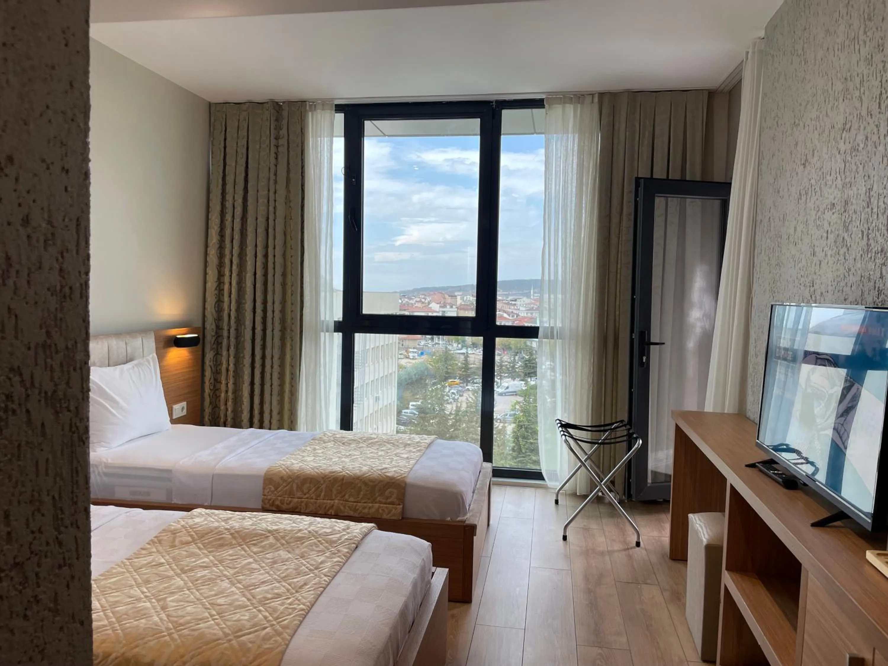 Bedroom, Bed in İNNPORT HOTEL