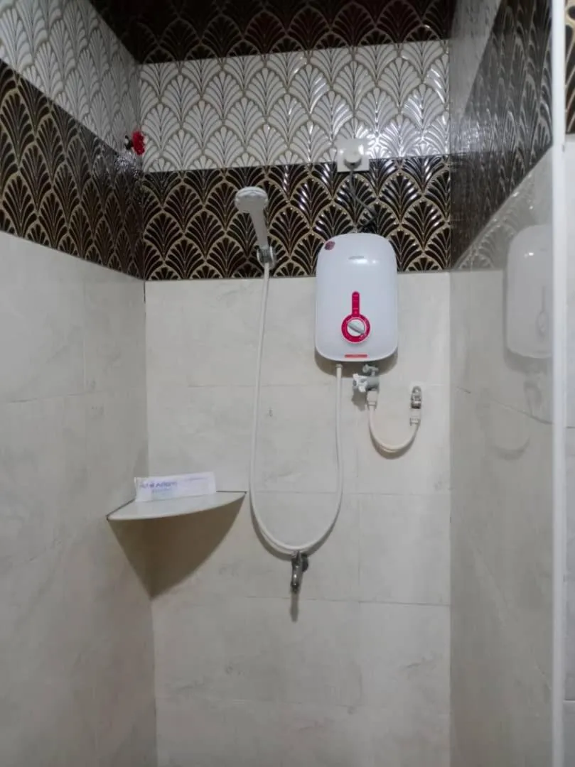 Golden Leaf Boutique Hotel Nusa Idaman Formerly Known as Ariana Hotel