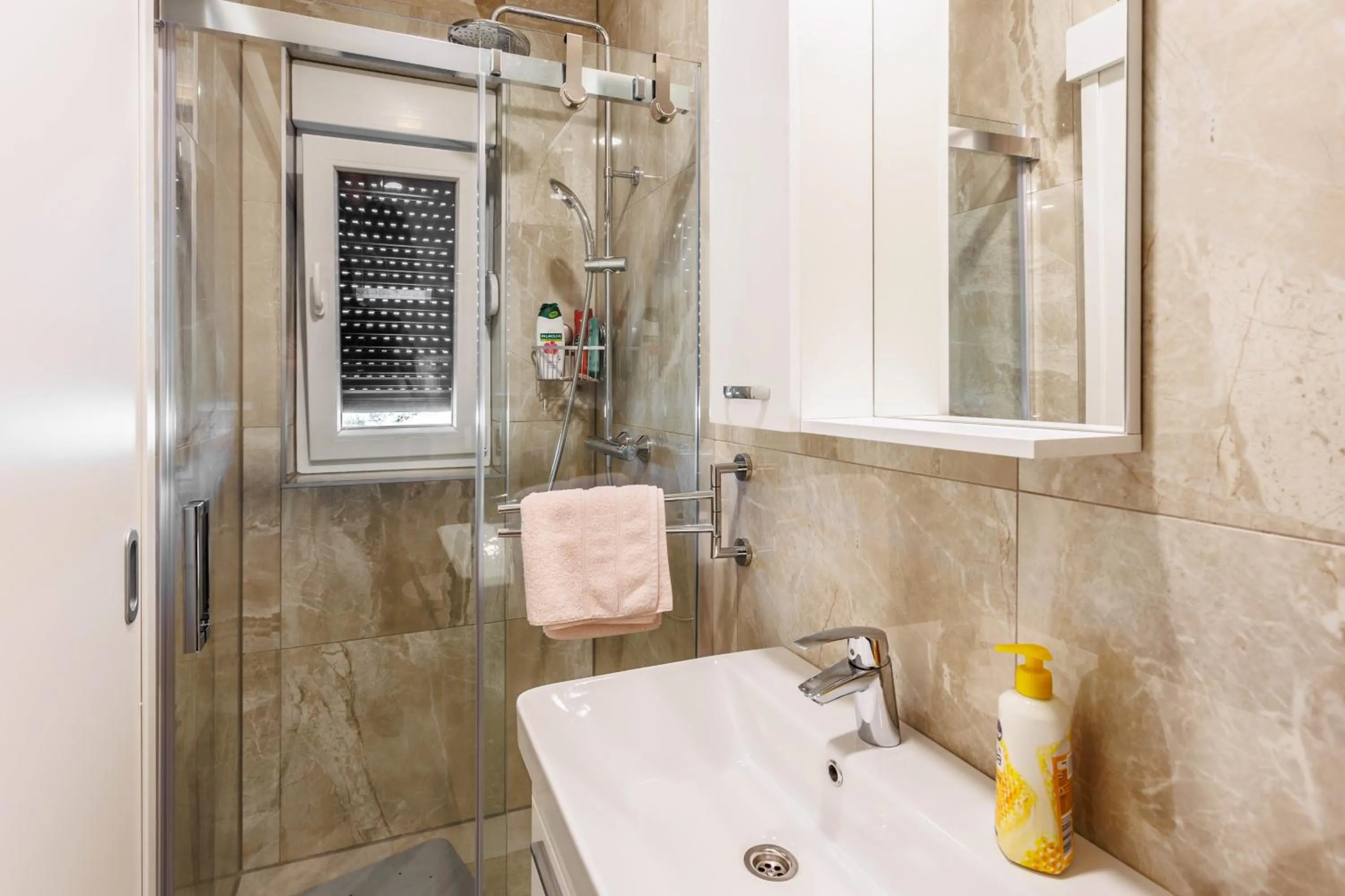 Shower in Villa Carpe diem