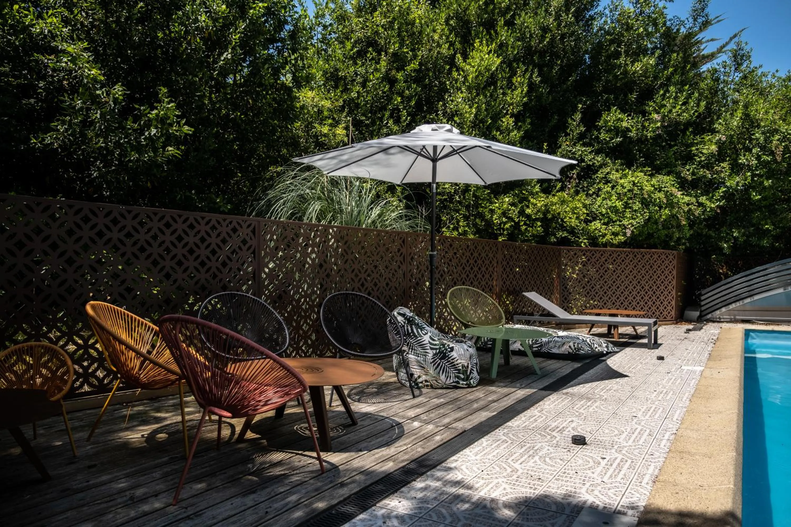 Pool view in Résidence Château d'Acotz - Appartements avec piscine à 300m des Plages & Océan