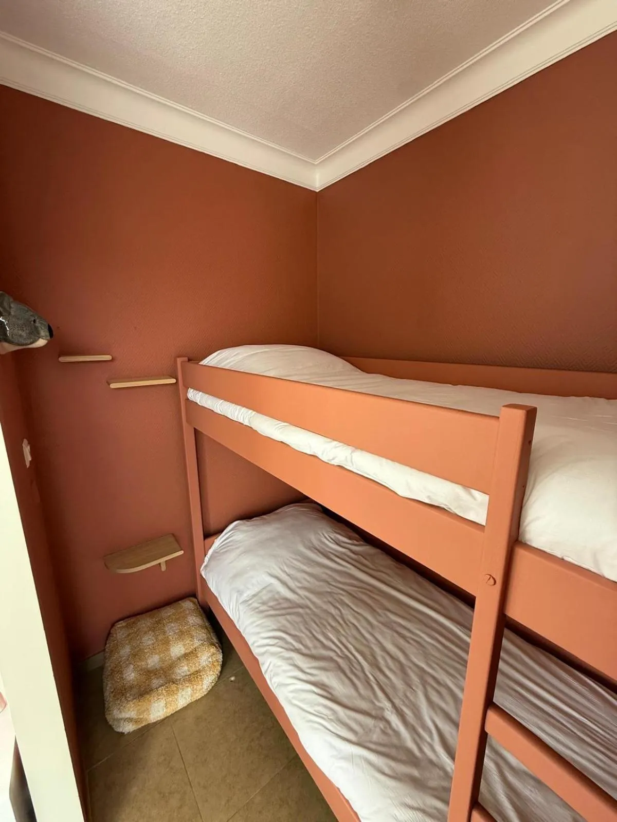 bunk bed, Bed in Résidence Château d'Acotz - Appartements avec piscine à 300m des Plages & Océan