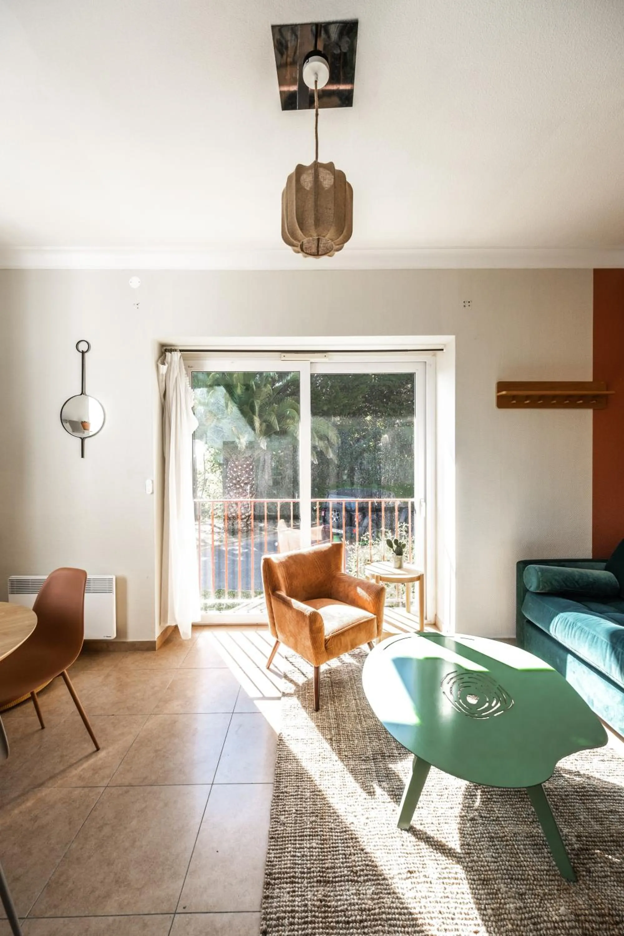 Seating area in Résidence Château d'Acotz - Appartements avec piscine à 300m des Plages & Océan