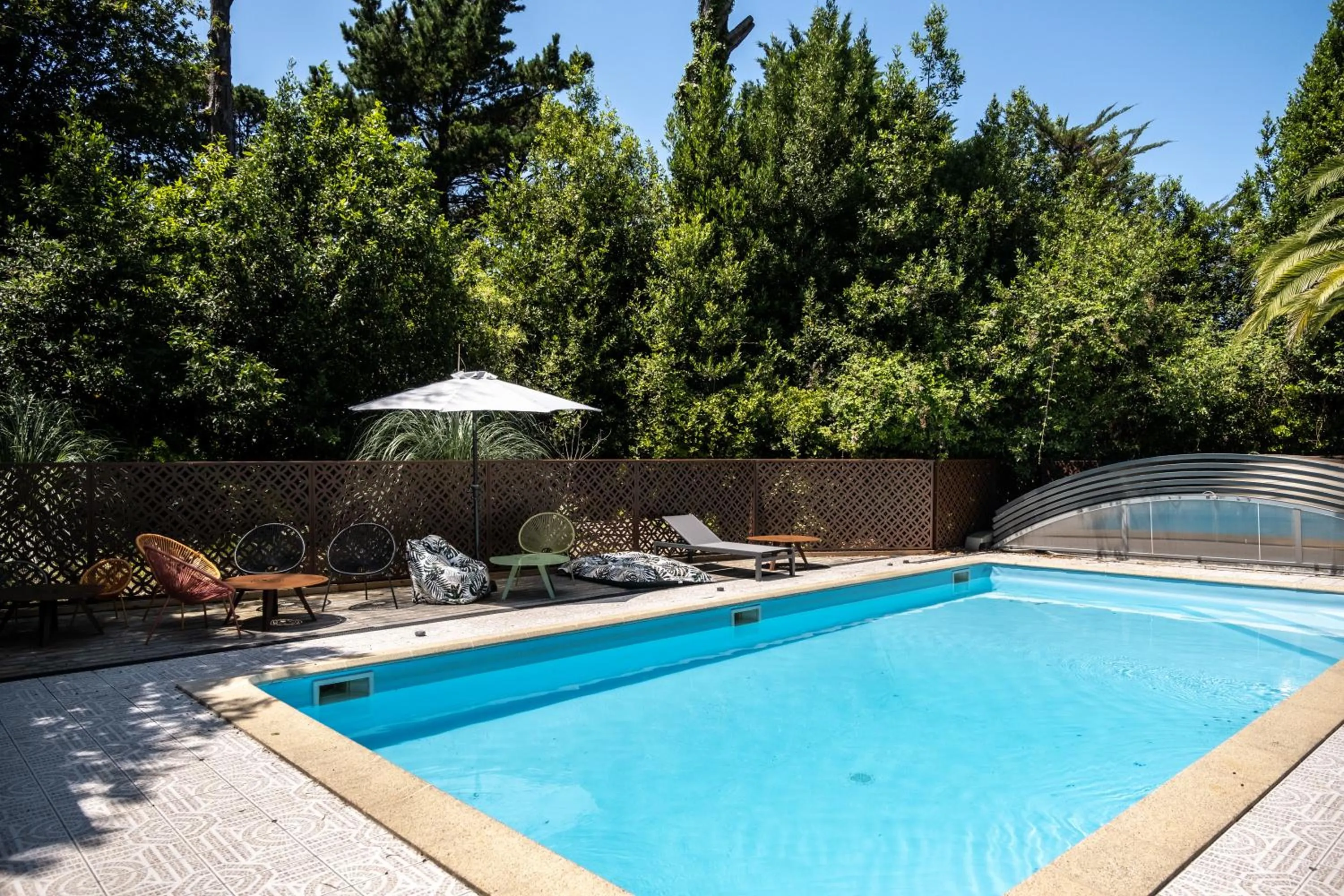 Pool view in Résidence Château d'Acotz - Appartements avec piscine à 300m des Plages & Océan
