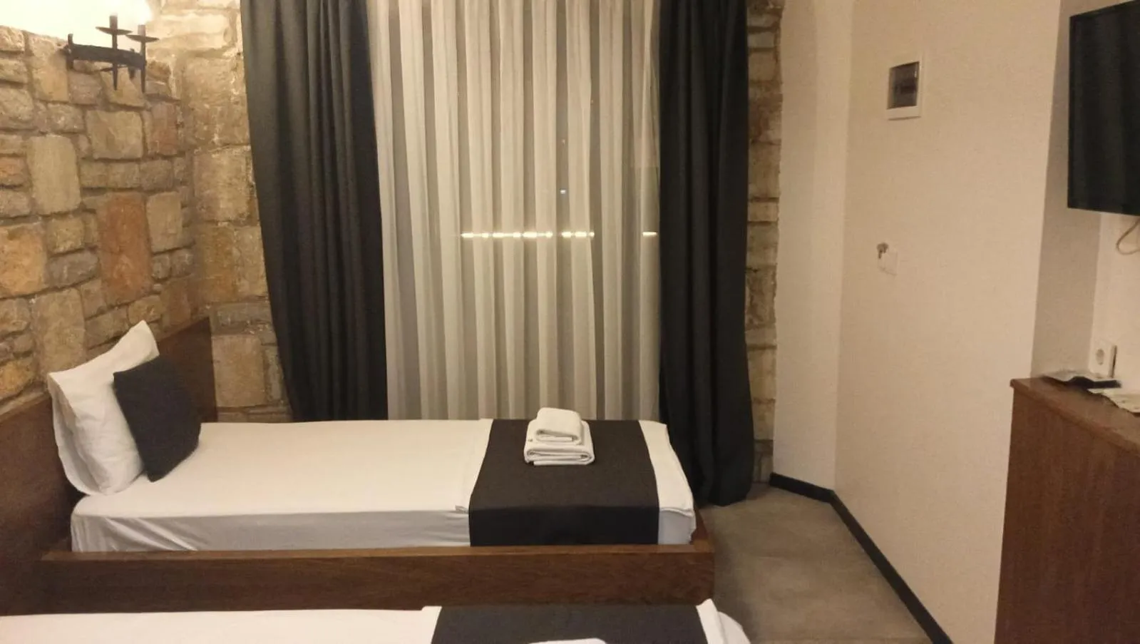 Bed in WB Weekend Otel