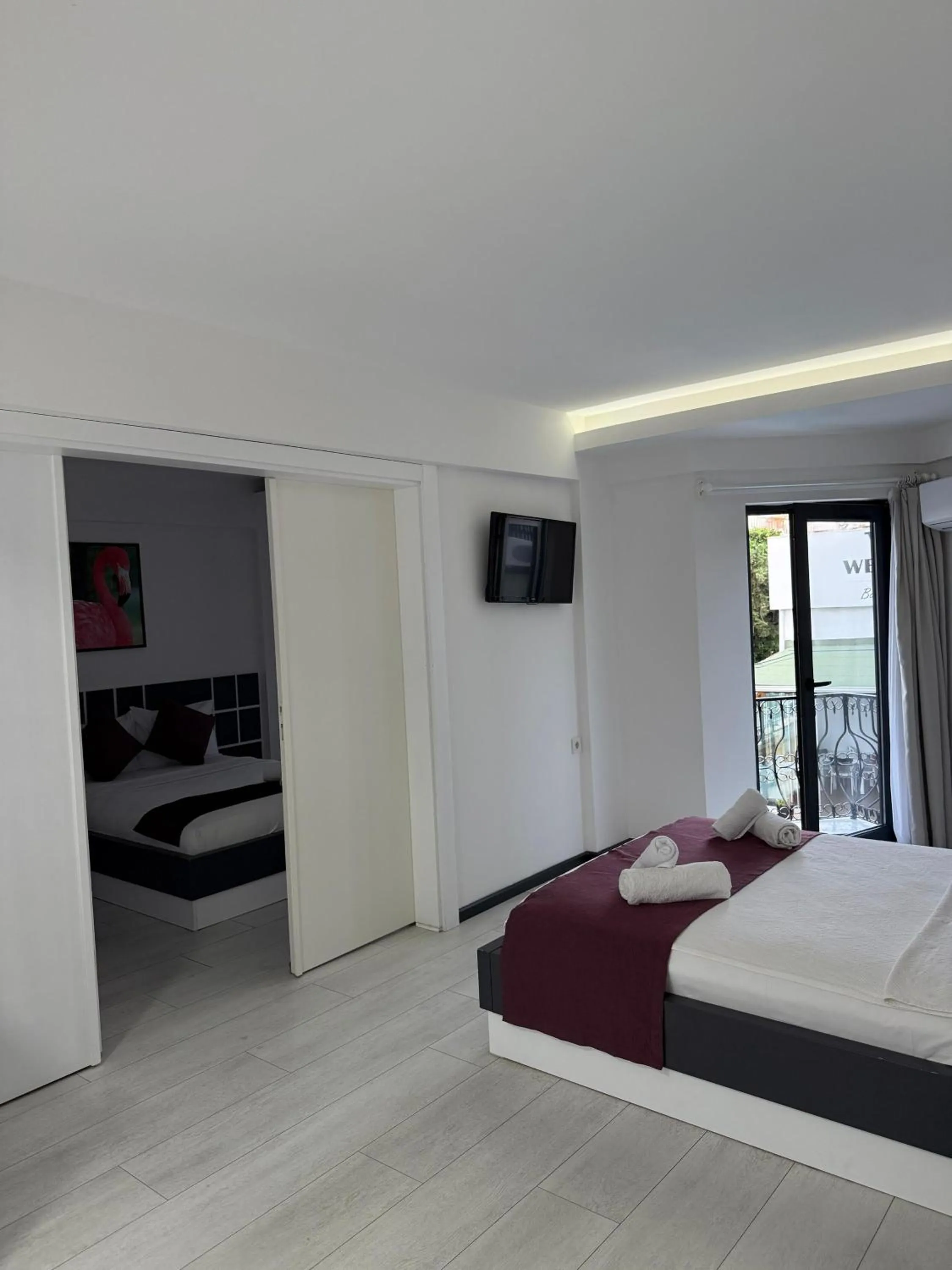 Bed in WB Weekend Otel