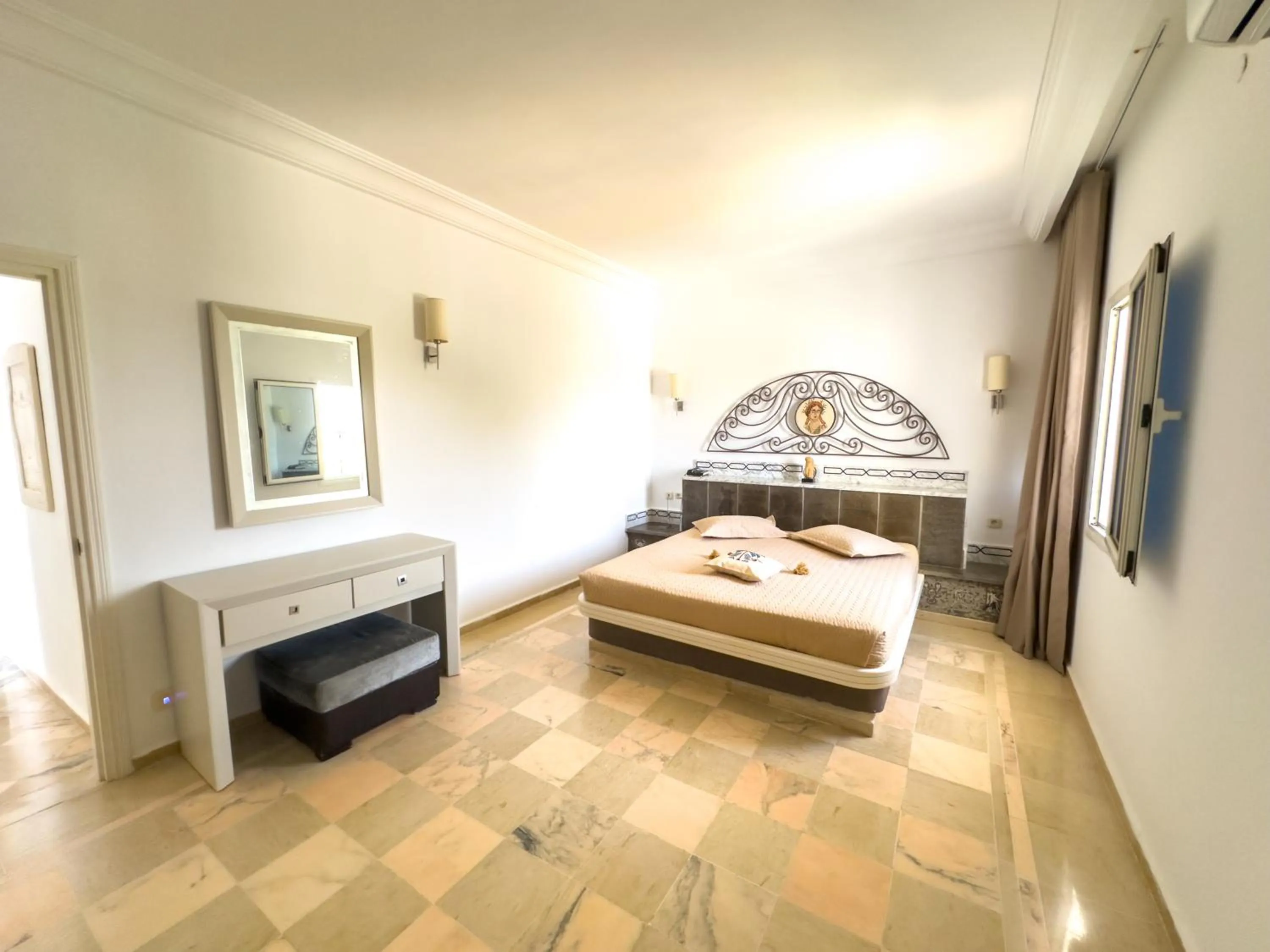 Bedroom, Bed in Le Patio de Mezraya