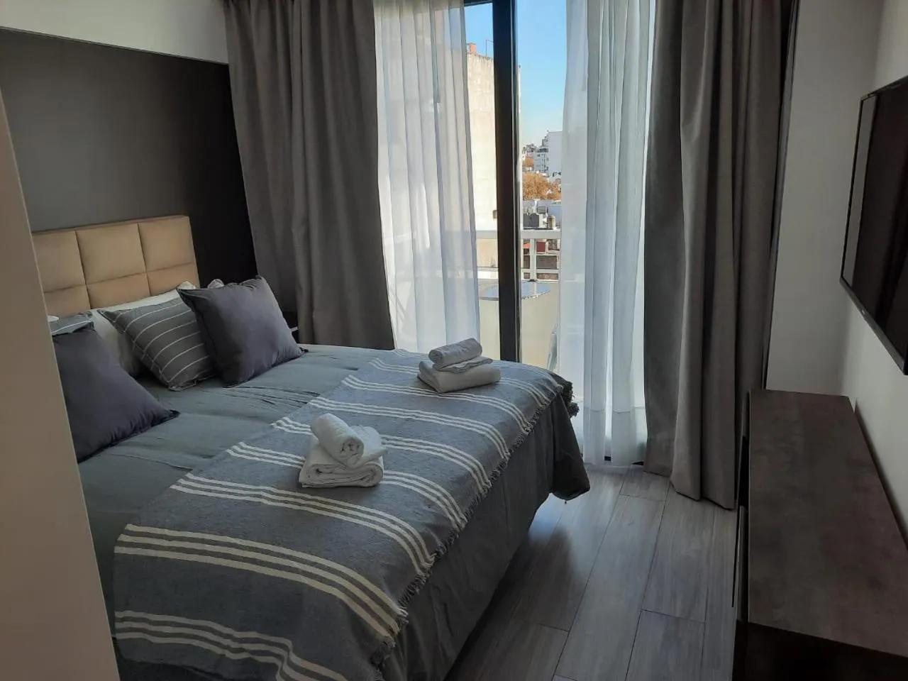 Bedroom, Bed in In House BA - Le coq