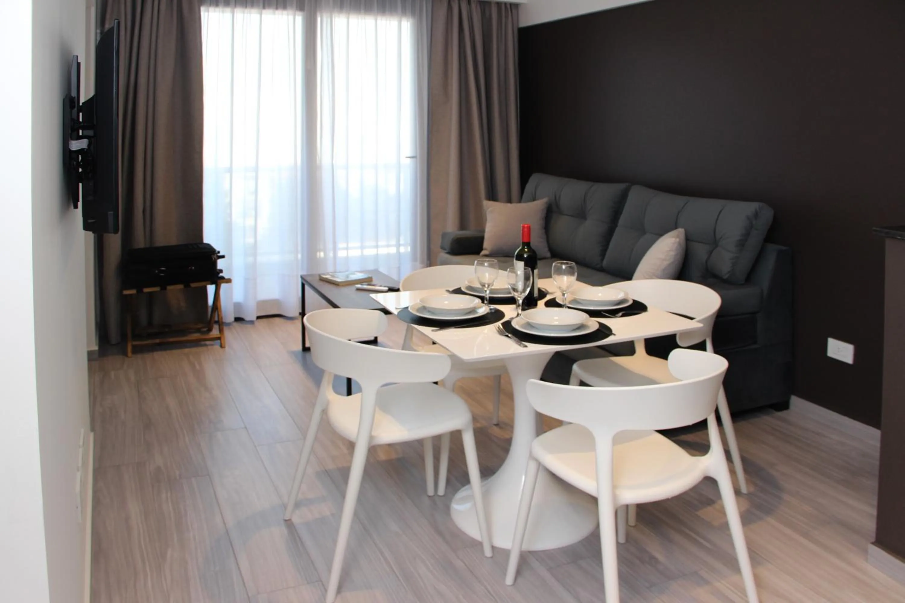 Living room in In House BA - Le coq