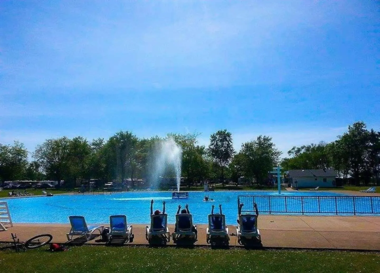 Swimming pool in Falcon Cottages