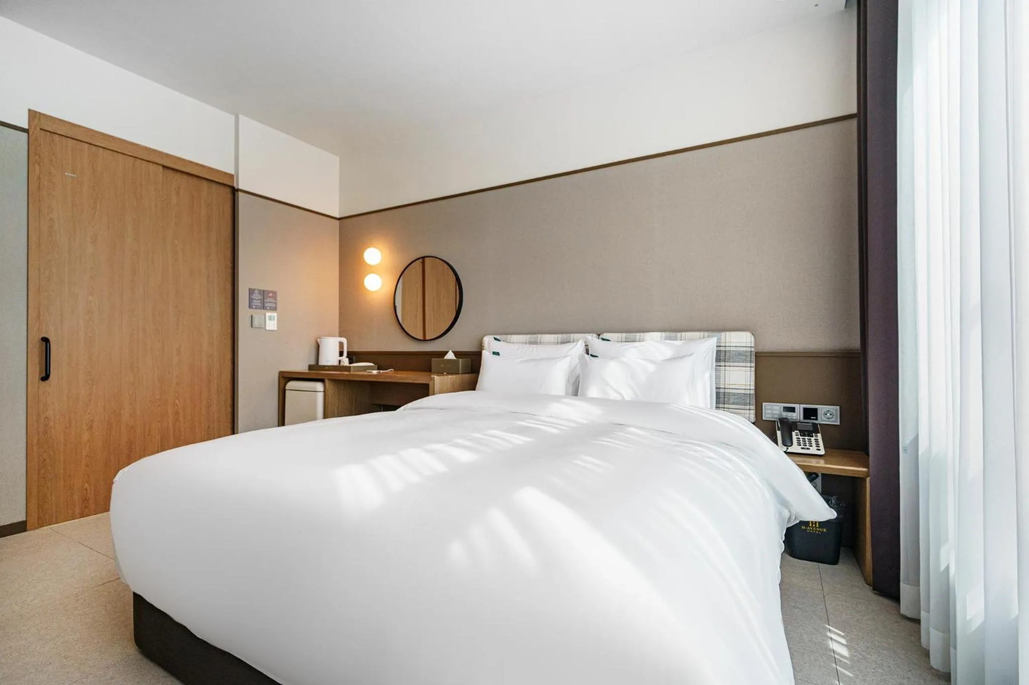 Bed in H-Avenue Hotel Geomdan New Town