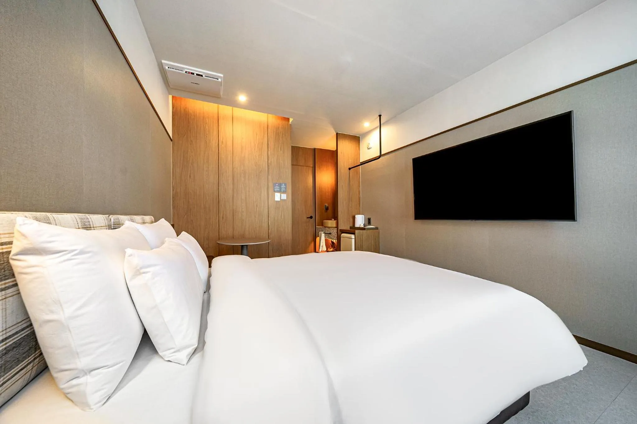 Bed in H-Avenue Hotel Geomdan New Town