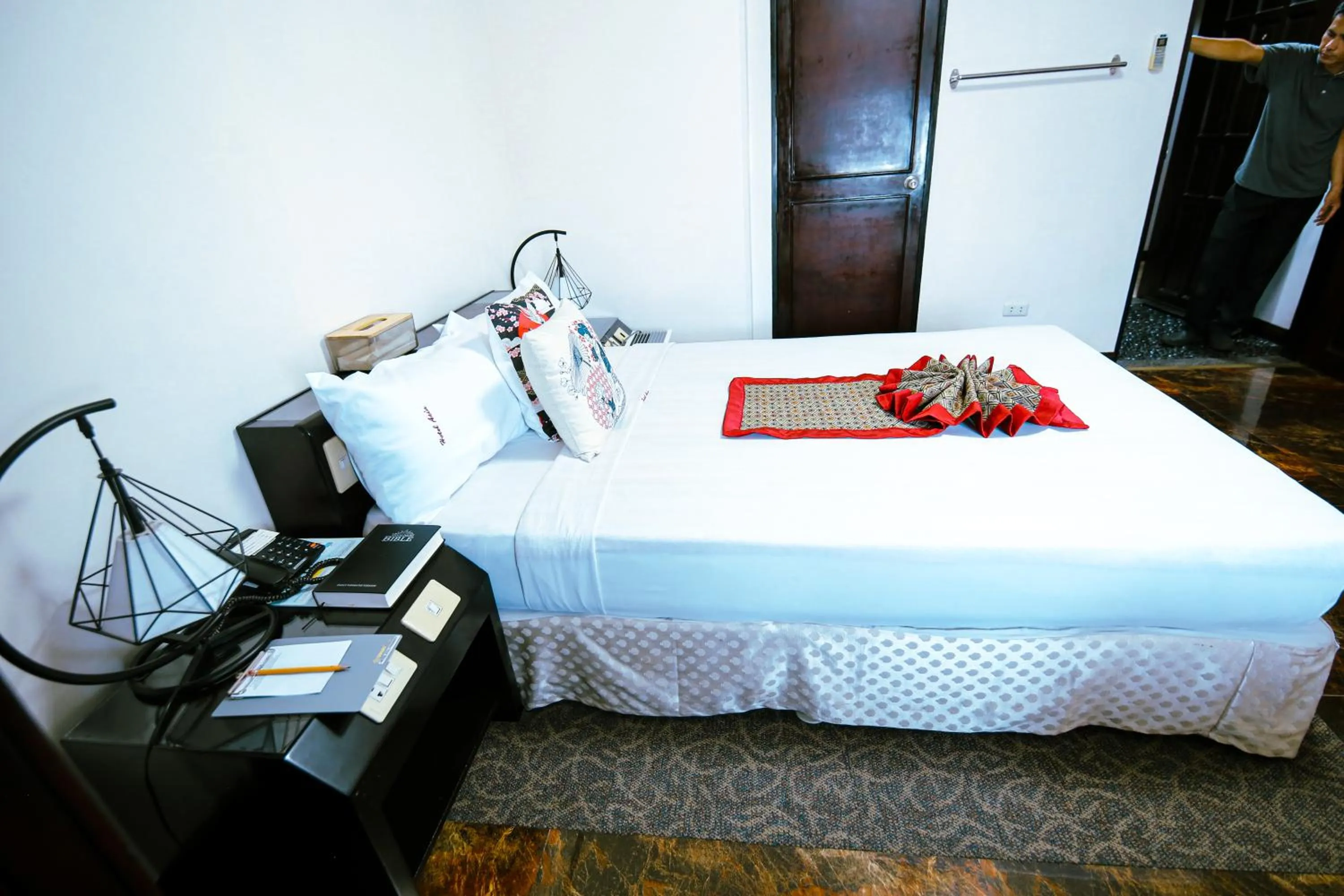 Bed in Hotel Asia Cebu