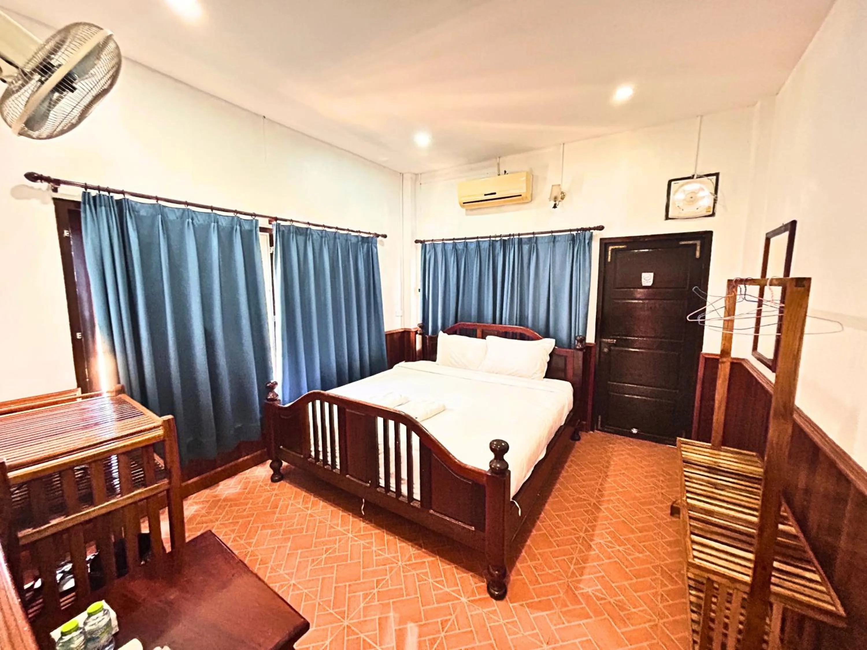 Photo of the whole room, Bed in Domon Riverside Hotel