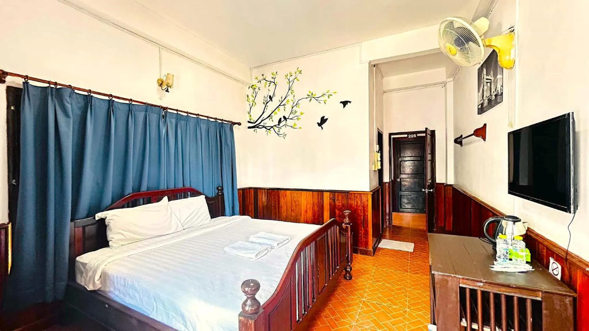 Bed in Domon Riverside Hotel