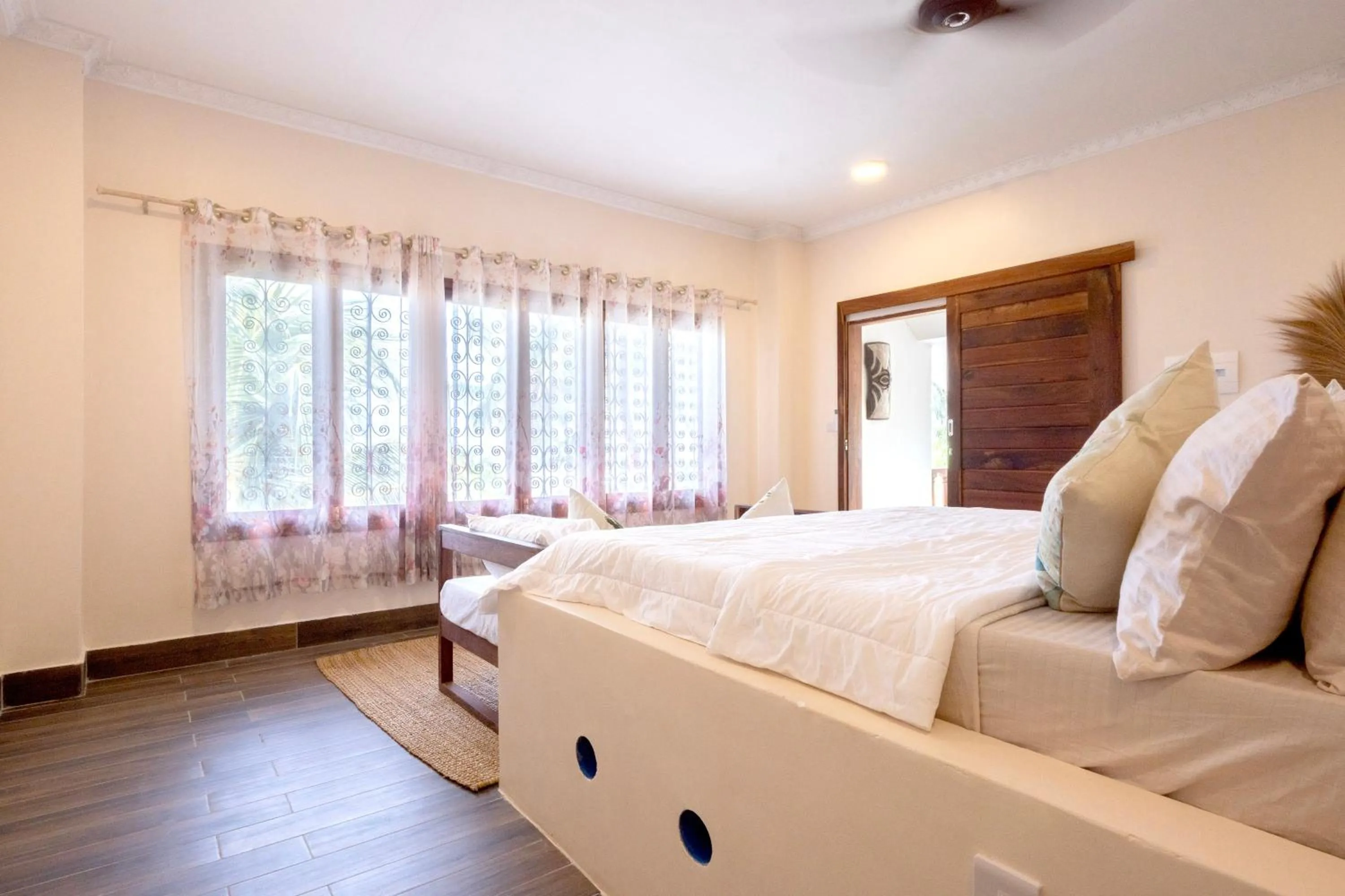 Bed in RoRi Private Luxury Villas