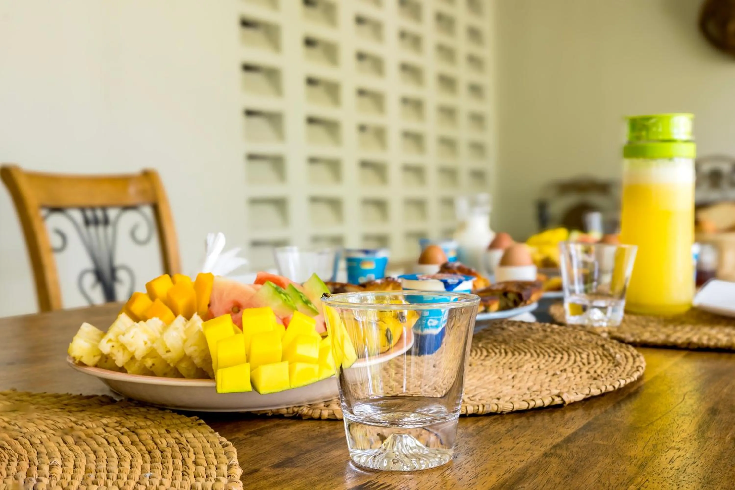 Food in RoRi Private Luxury Villas