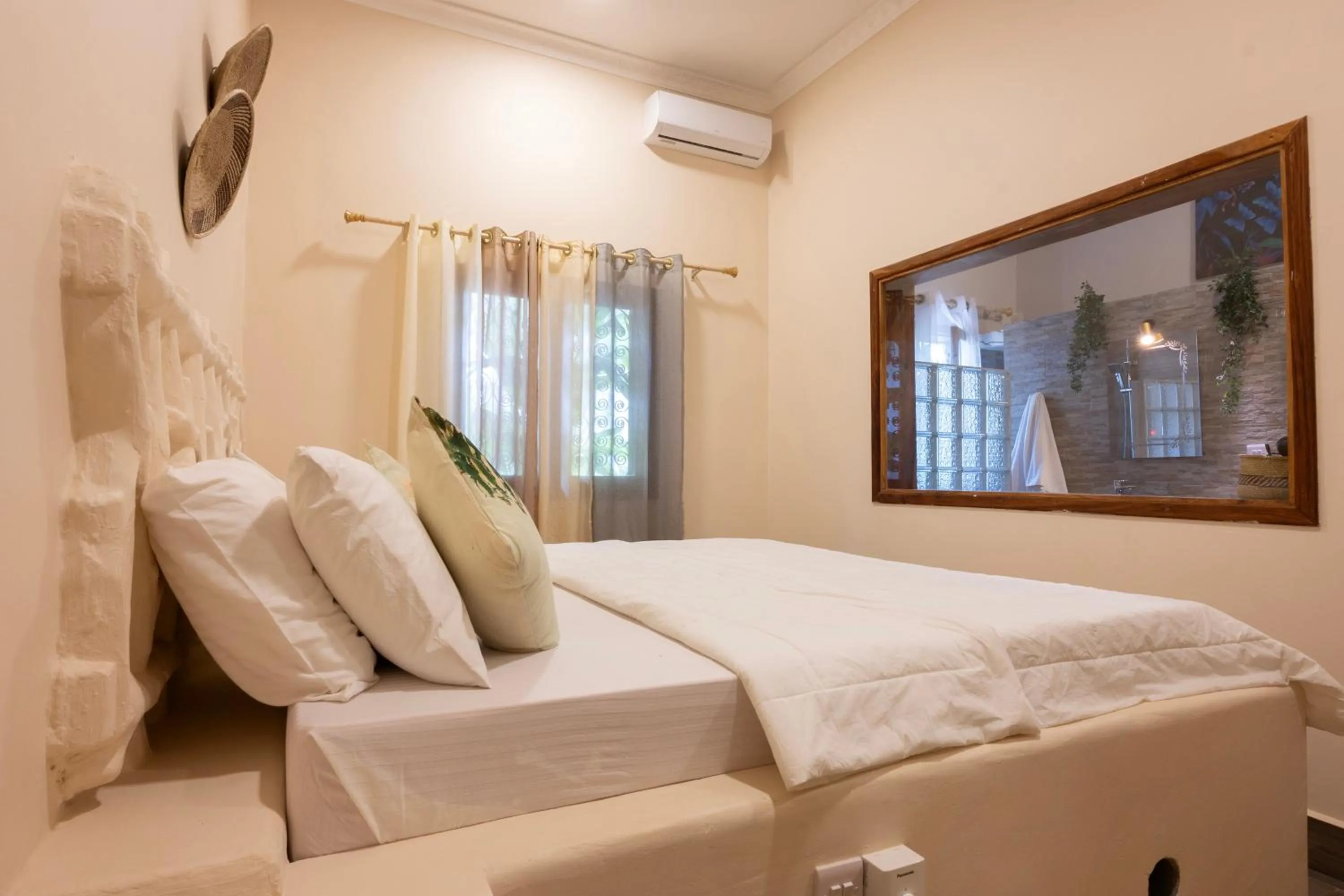 Bed in RoRi Private Luxury Villas