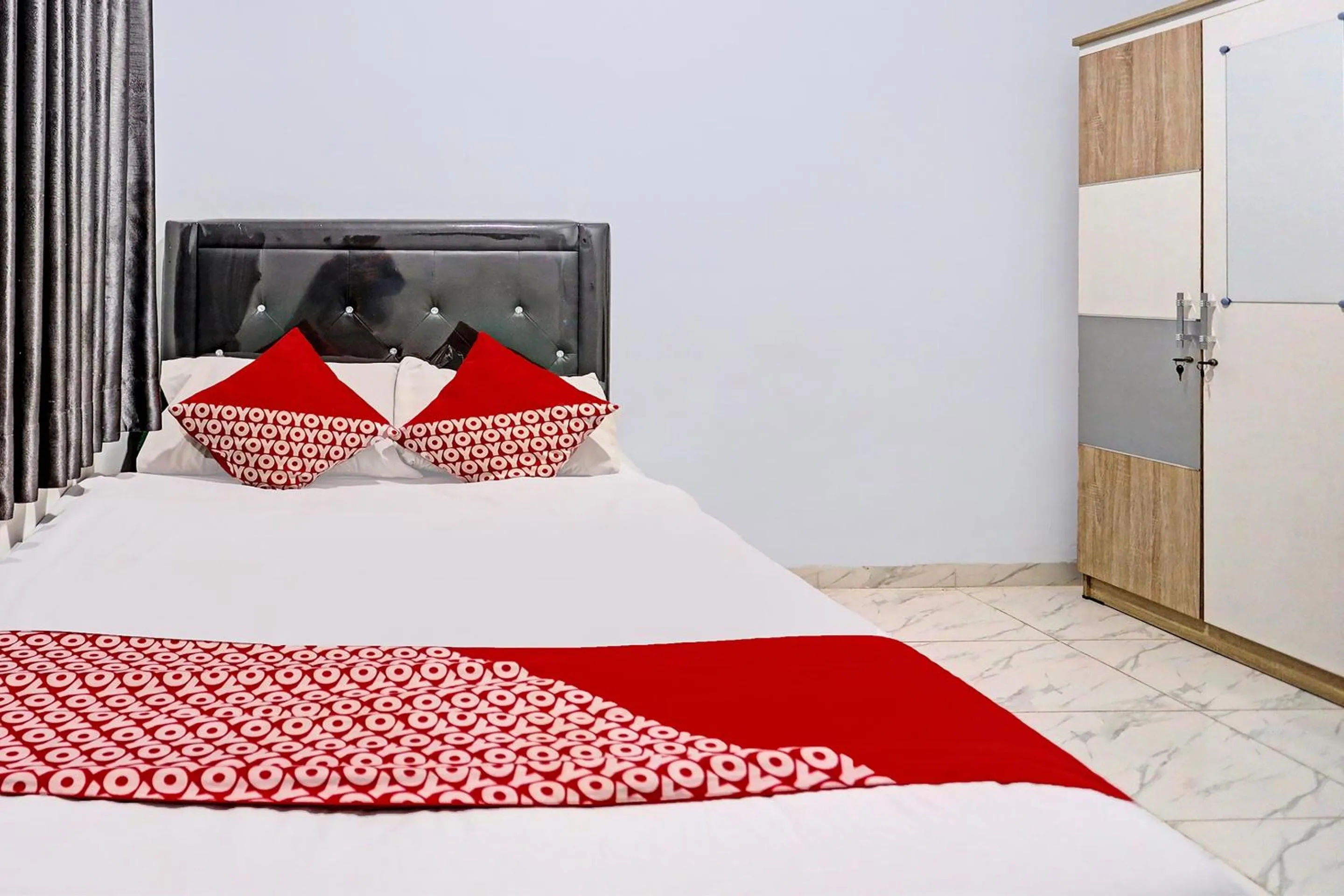 Bedroom, Bed in Hotel O Nagoya House Syariah