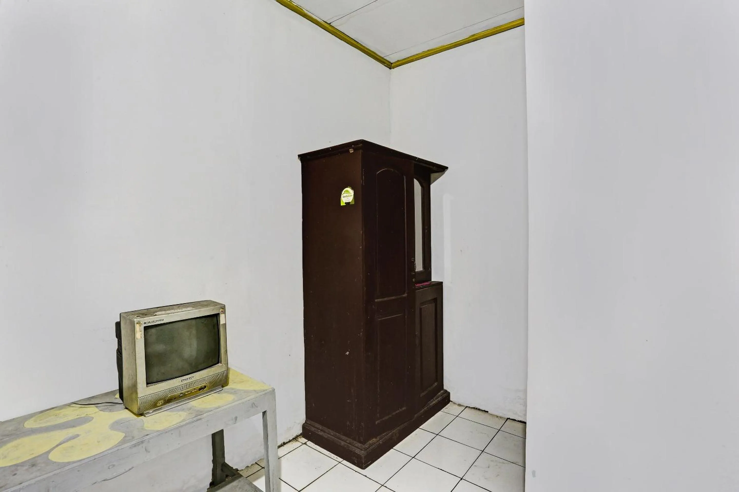 Bedroom in SPOT ON 92529 Penginapan Wisma Bintang Syariah Near MTs Al Ma'arif Kota Bangun