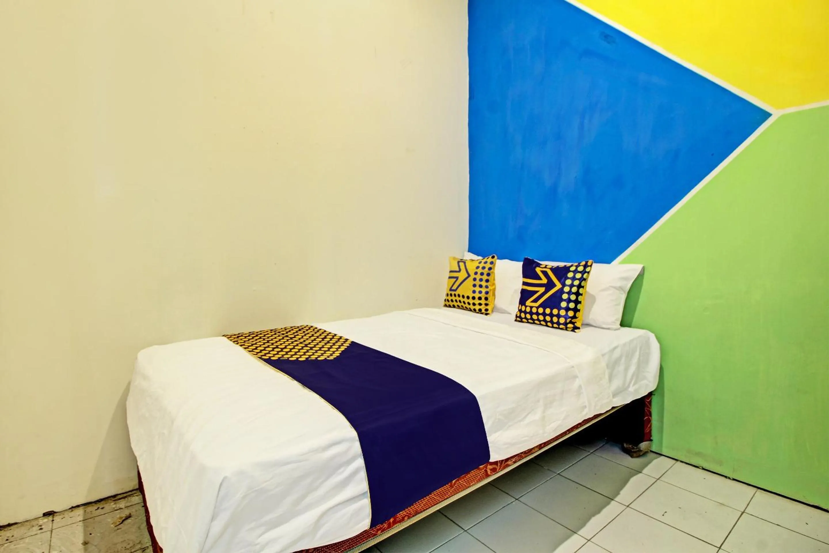 Bedroom, Bed in Hotel O Pacar Guesthouse