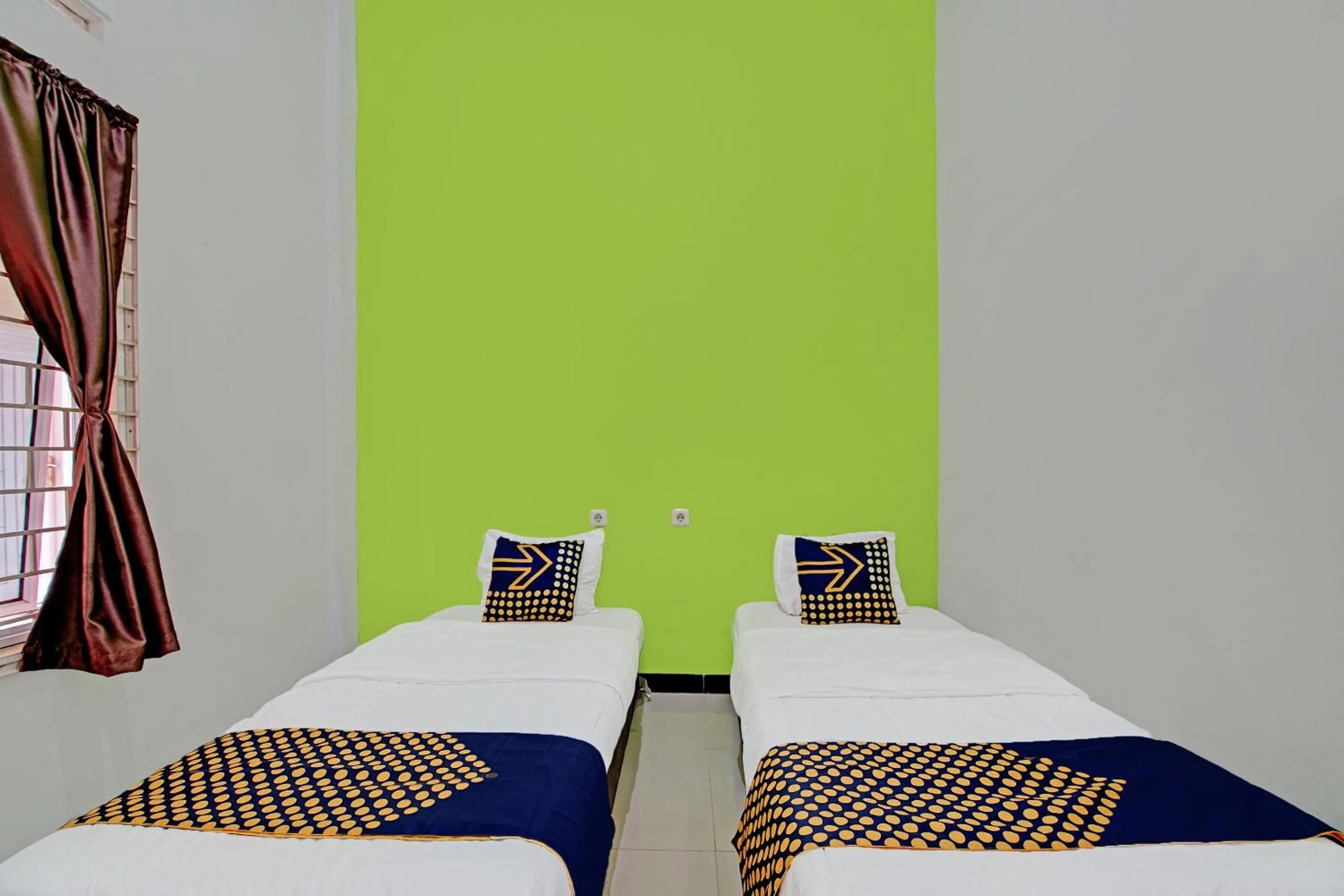 Bedroom, Bed in Hotel O Teguh Homestay Syariah