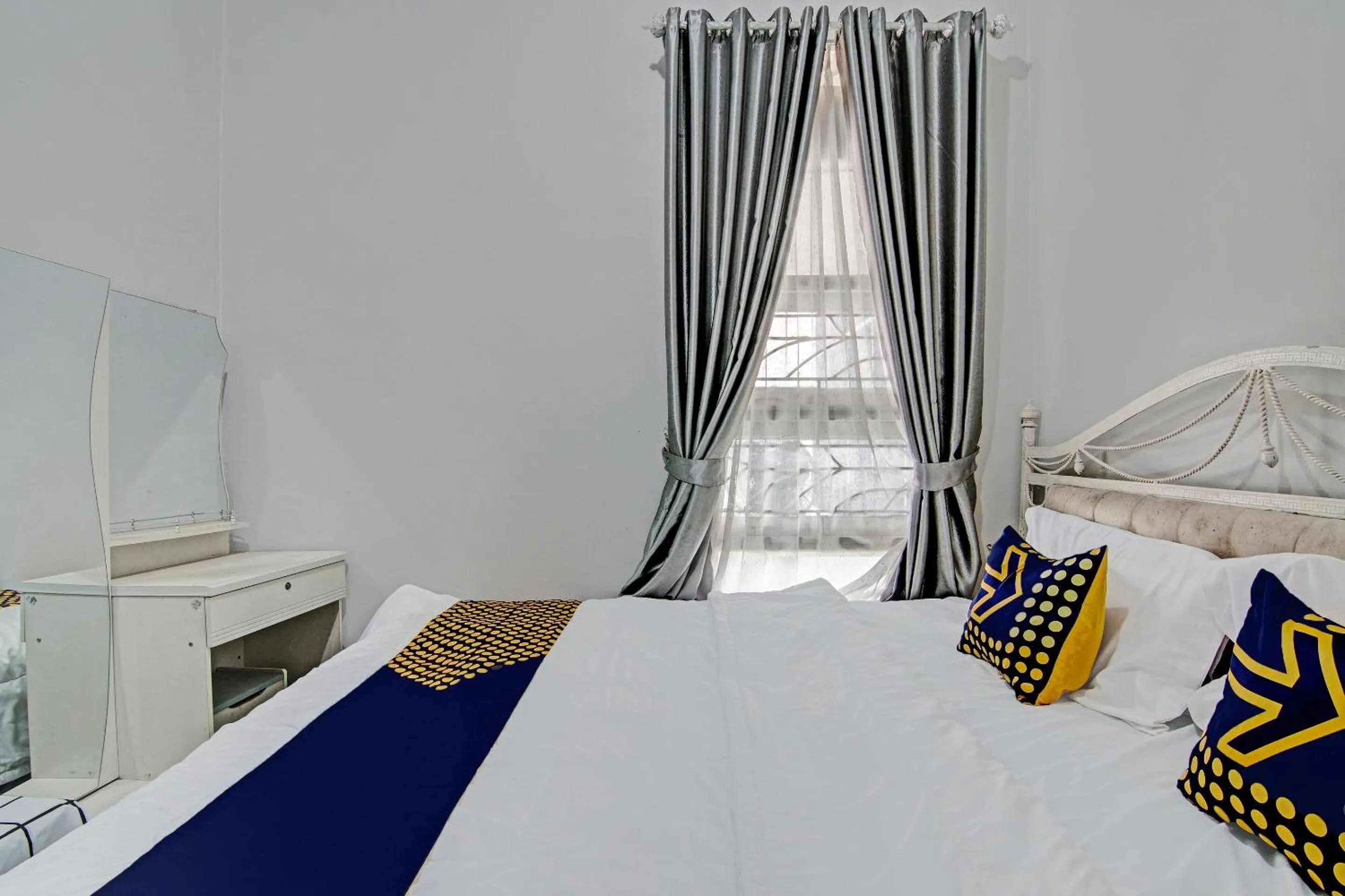 Bedroom, Bed in Hotel O Teguh Homestay Syariah