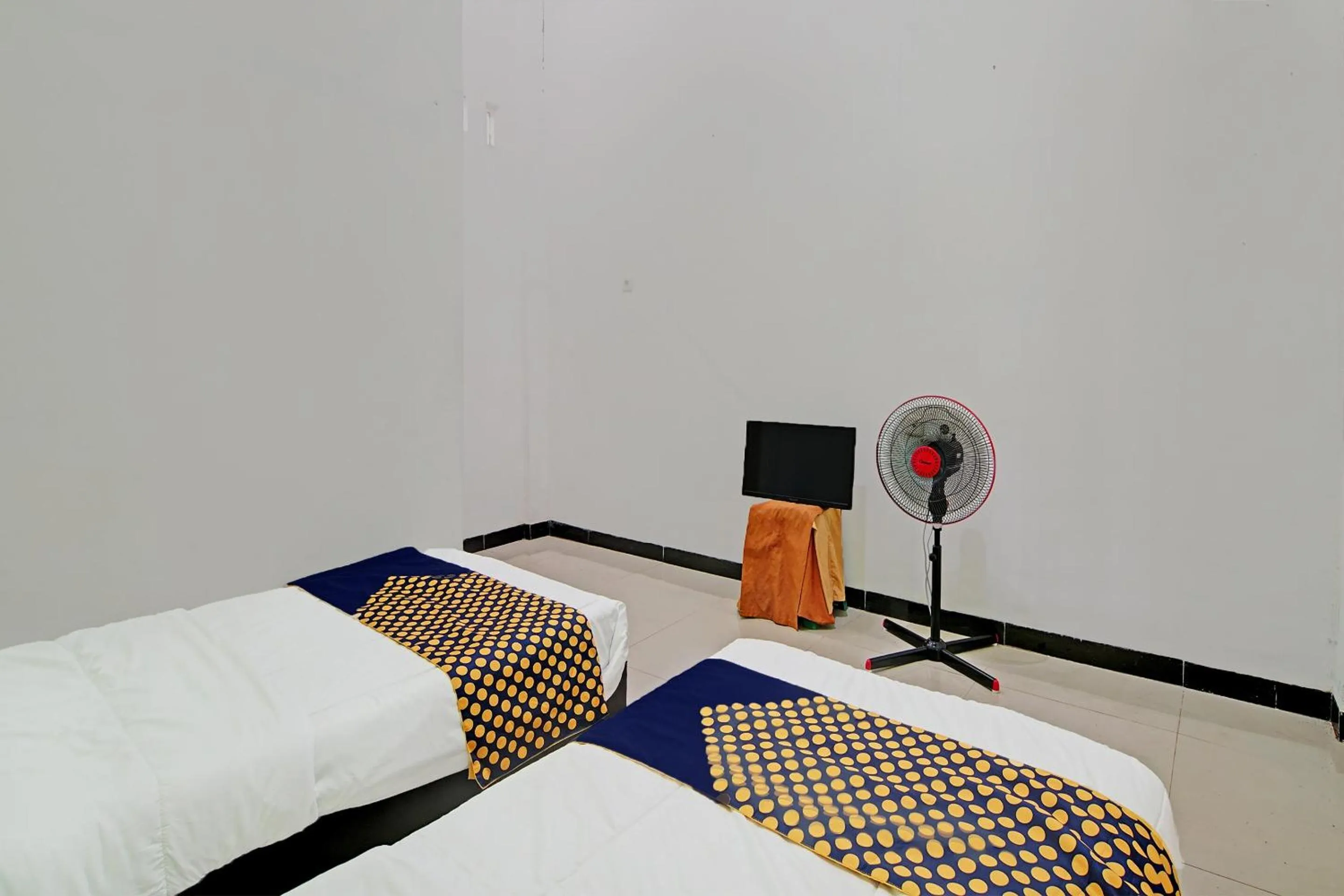 Bedroom, Bed in Hotel O Teguh Homestay Syariah