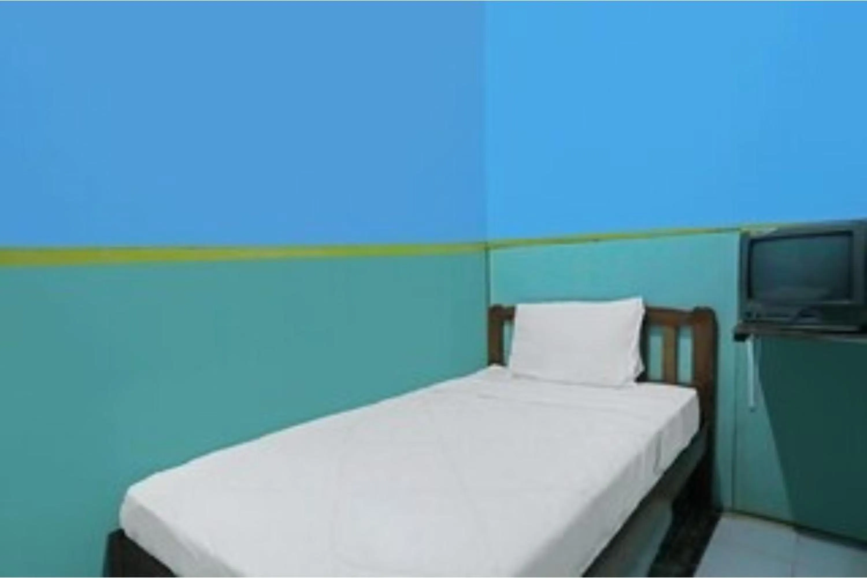 Bedroom, Bed in Hotel O Joyoakis Homestay SyariahNearMall Nagoya Hill