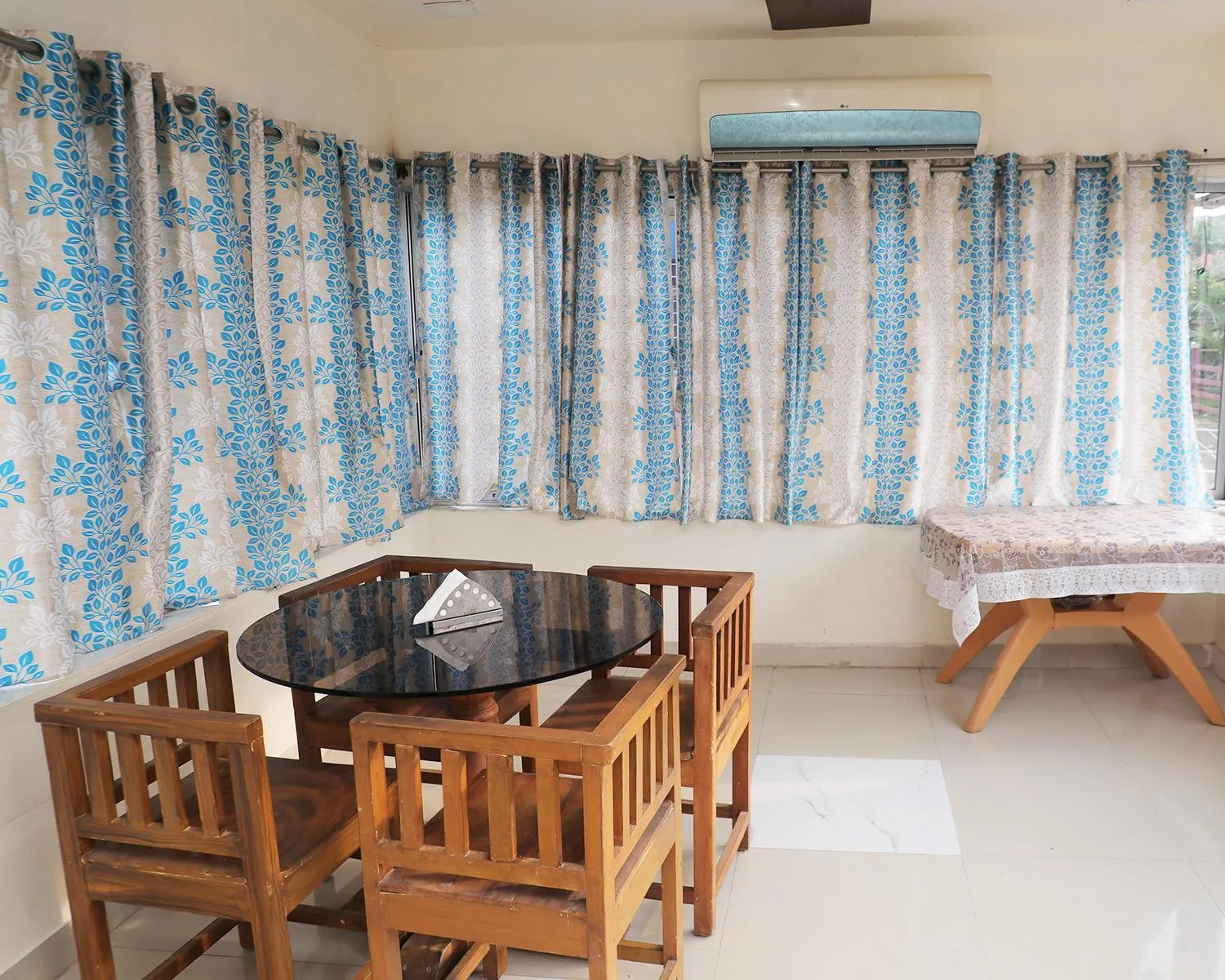 Restaurant/places to eat, Bed in Kopa Ville Resort