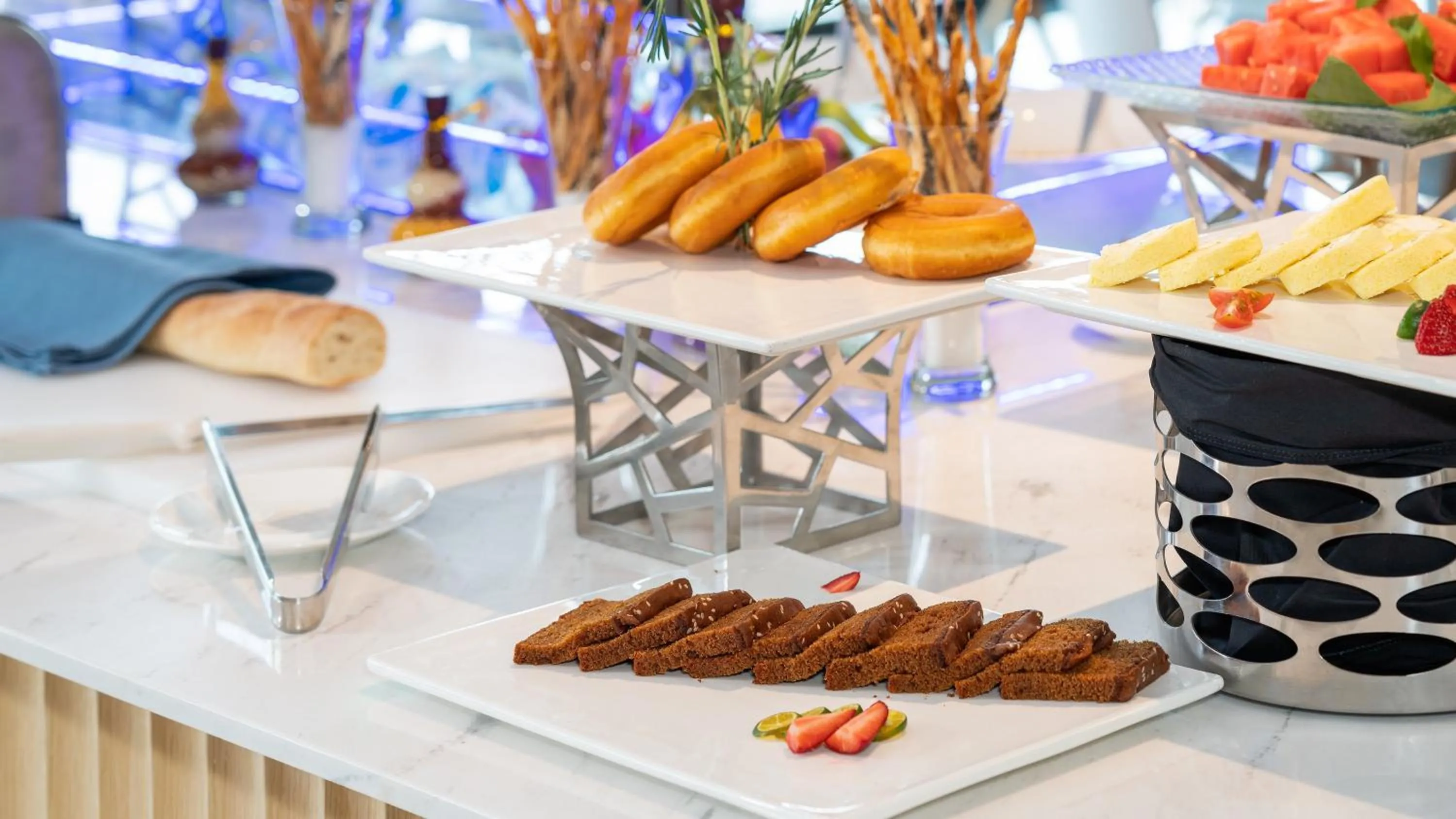 Restaurant/places to eat in Holiday Inn Express Dalian Golden Pebble Beach by IHG