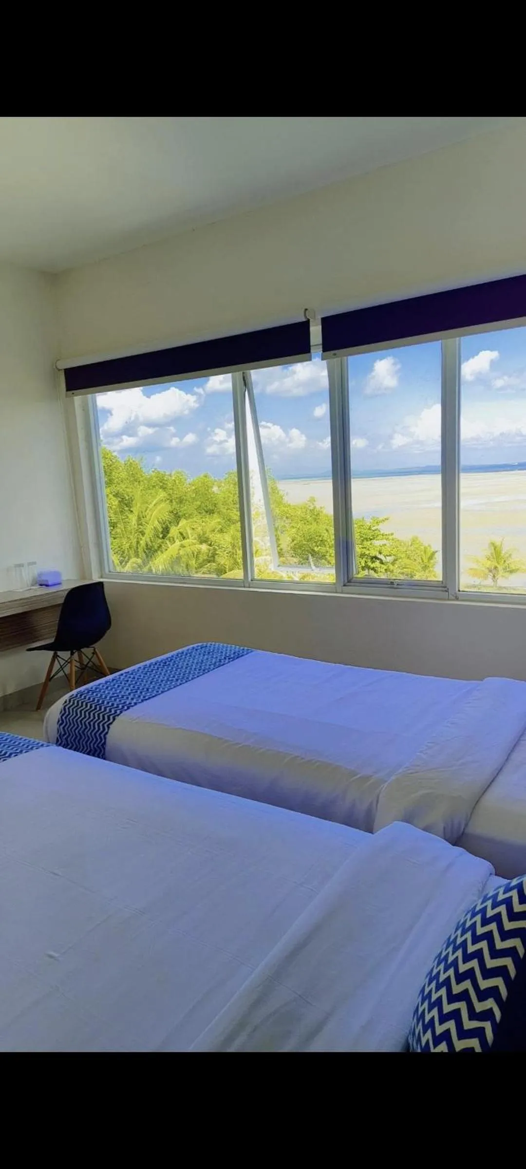 Natural landscape, Bed in The Holiday Guest House