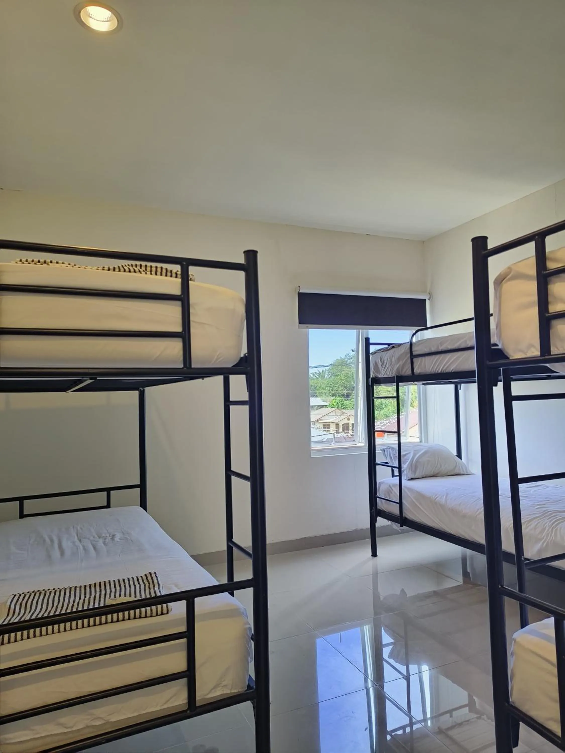 bunk bed, Bed in The Holiday Guest House