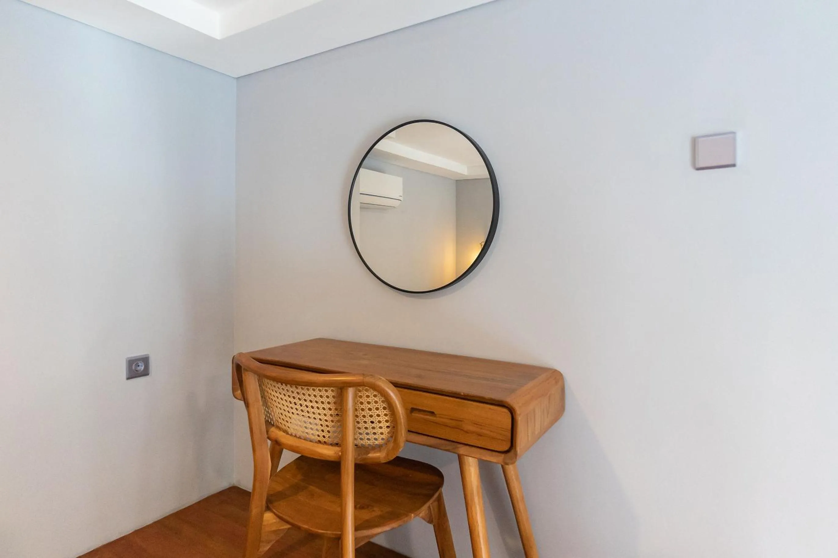 Decorative detail in Sarang Comfort