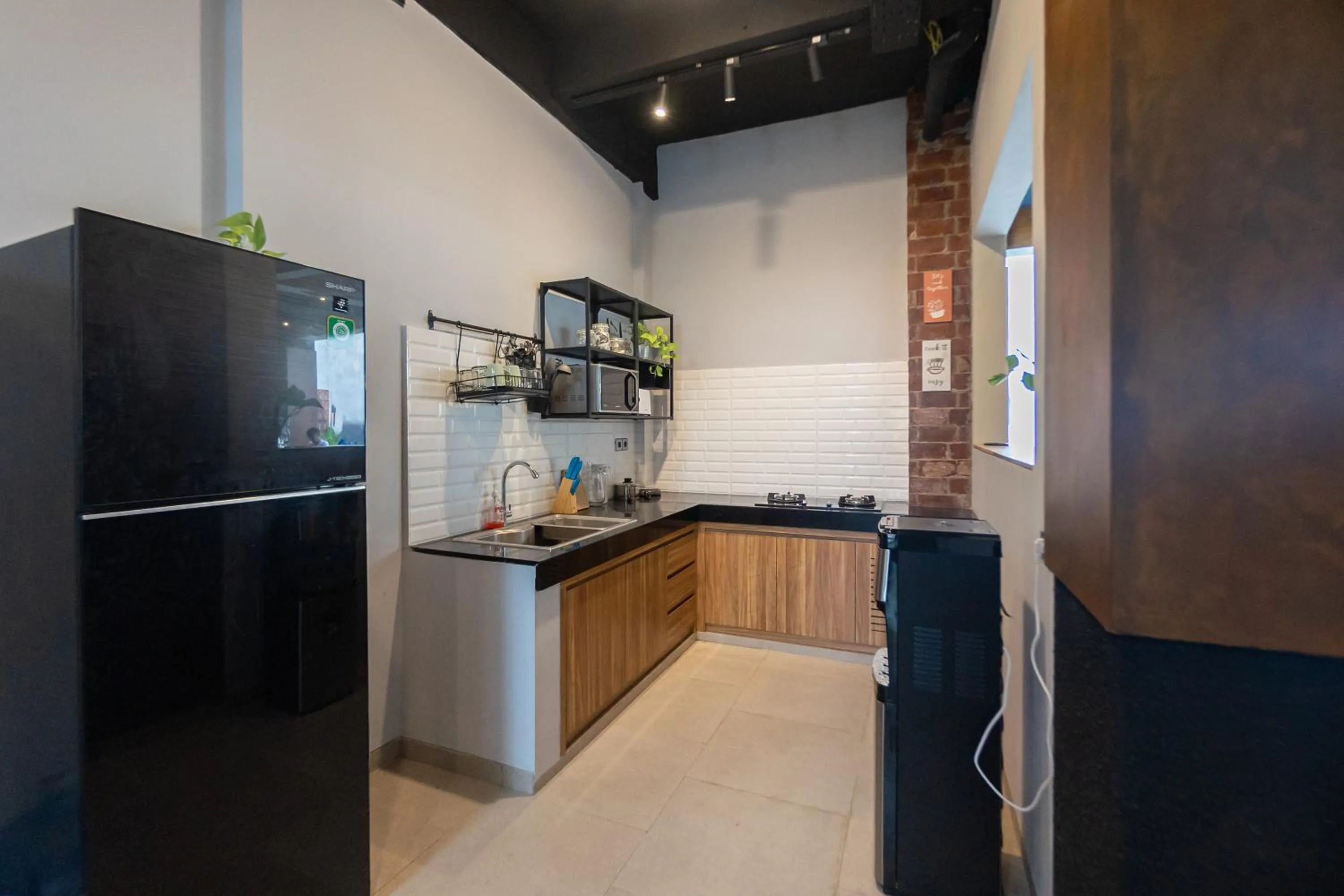 Kitchen or kitchenette in Sarang Comfort