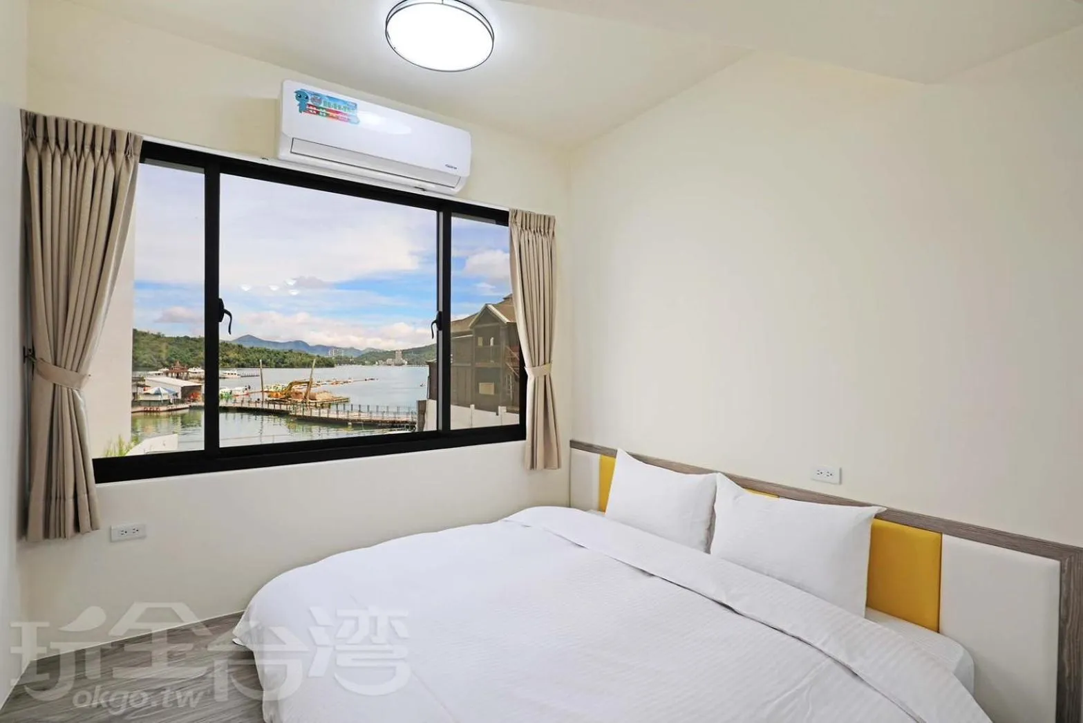 Bed in Happy Dragon Homestay