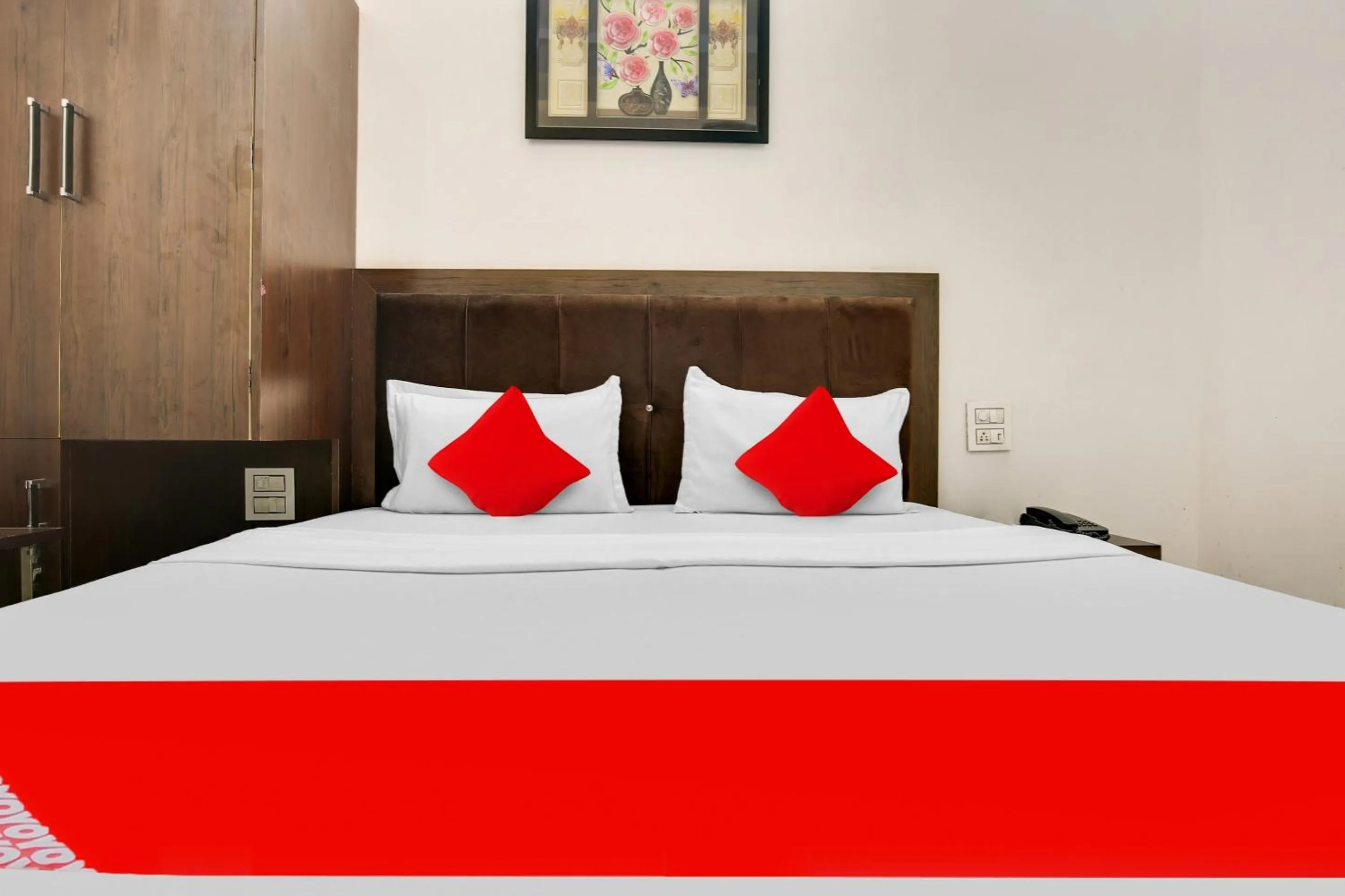 Bedroom in Hotel O King Star Residency